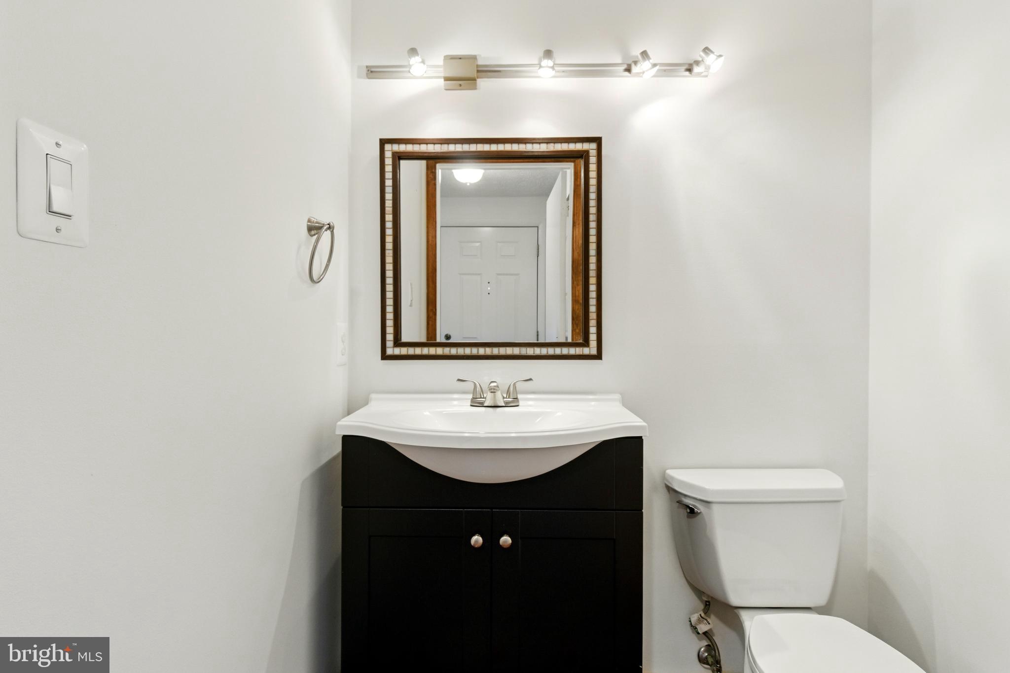 CHERRY HILL TOWNHOUSES - Residential Lease