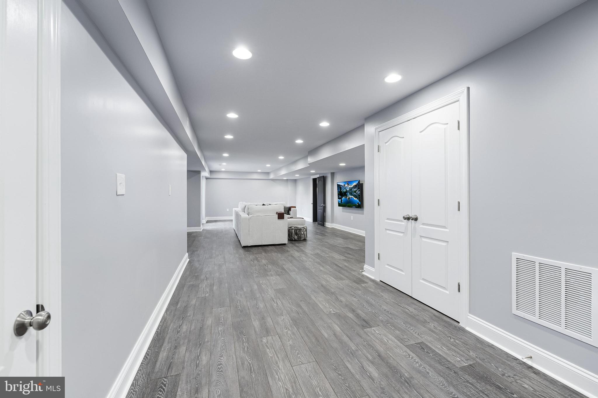 FAWN MEADOW - Residential