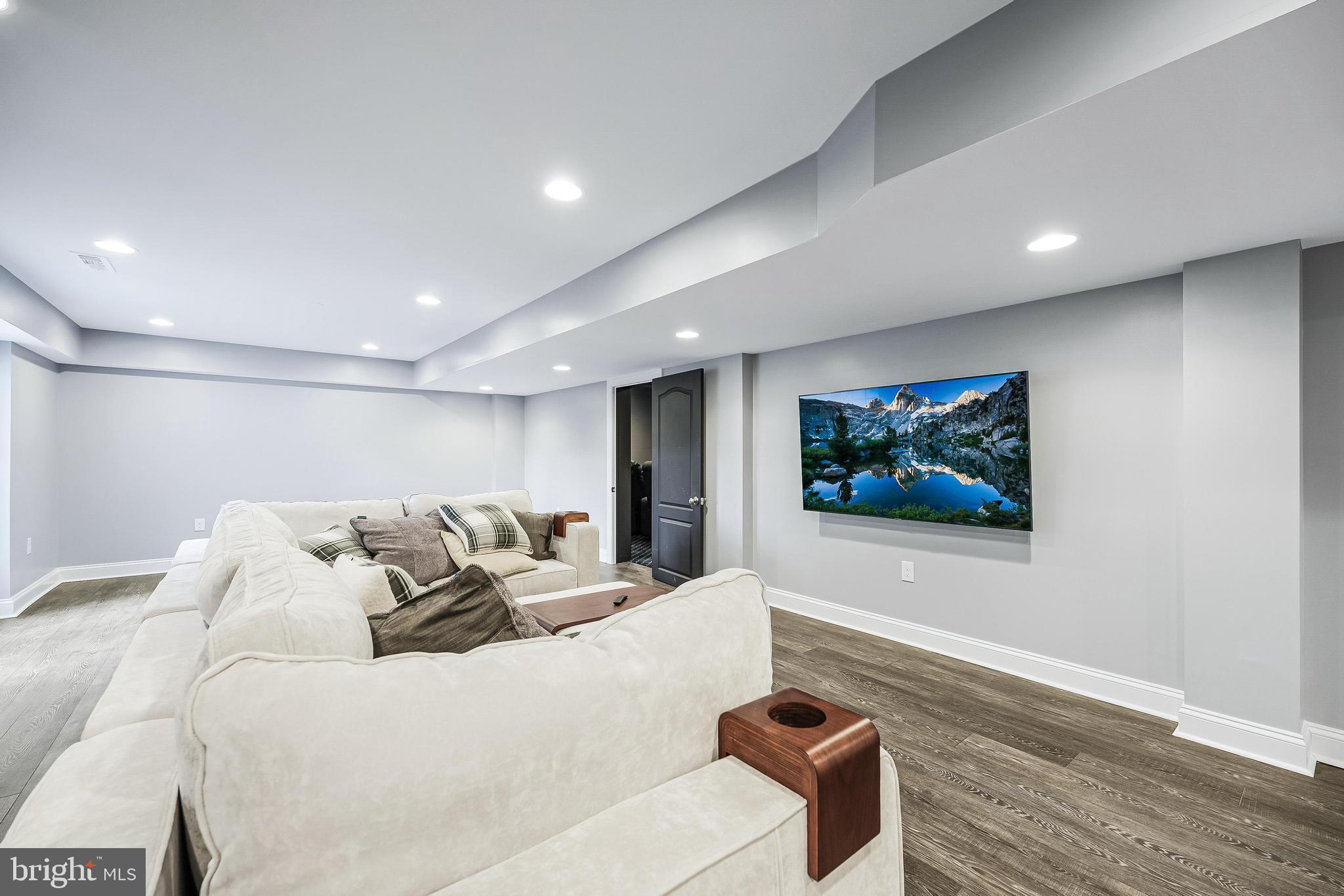 FAWN MEADOW - Residential