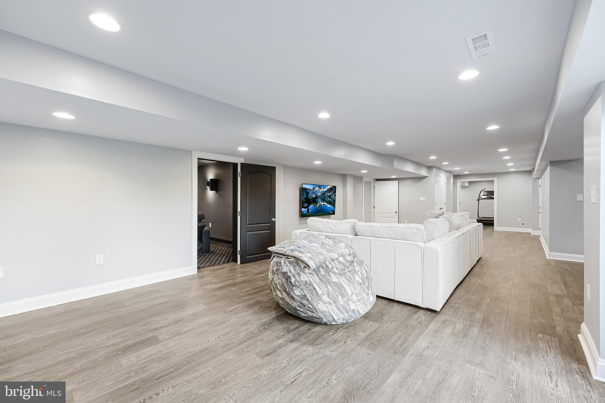 FAWN MEADOW - Residential