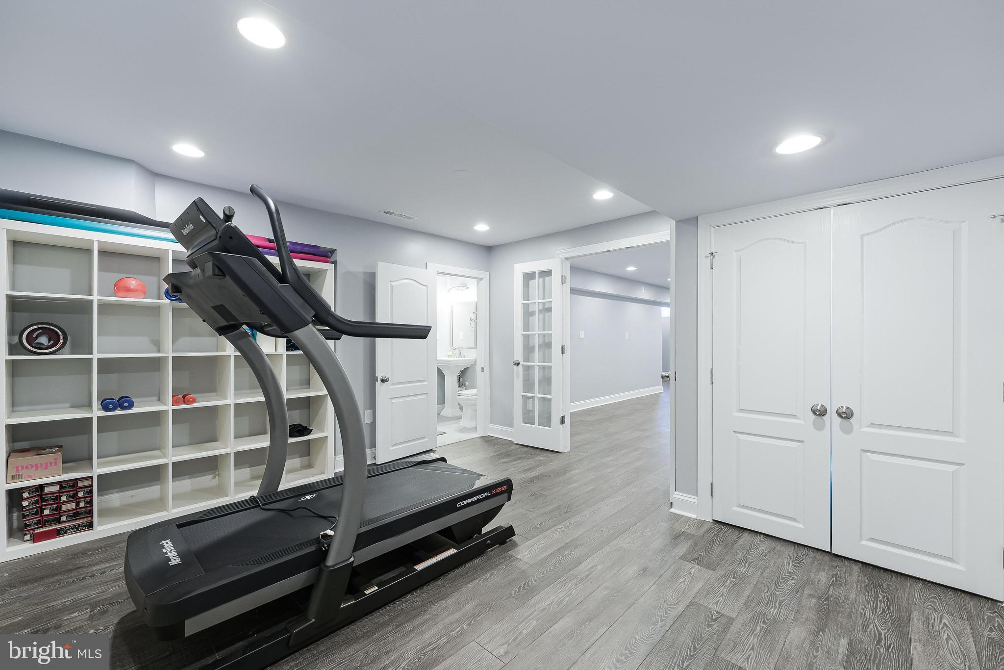 FAWN MEADOW - Residential