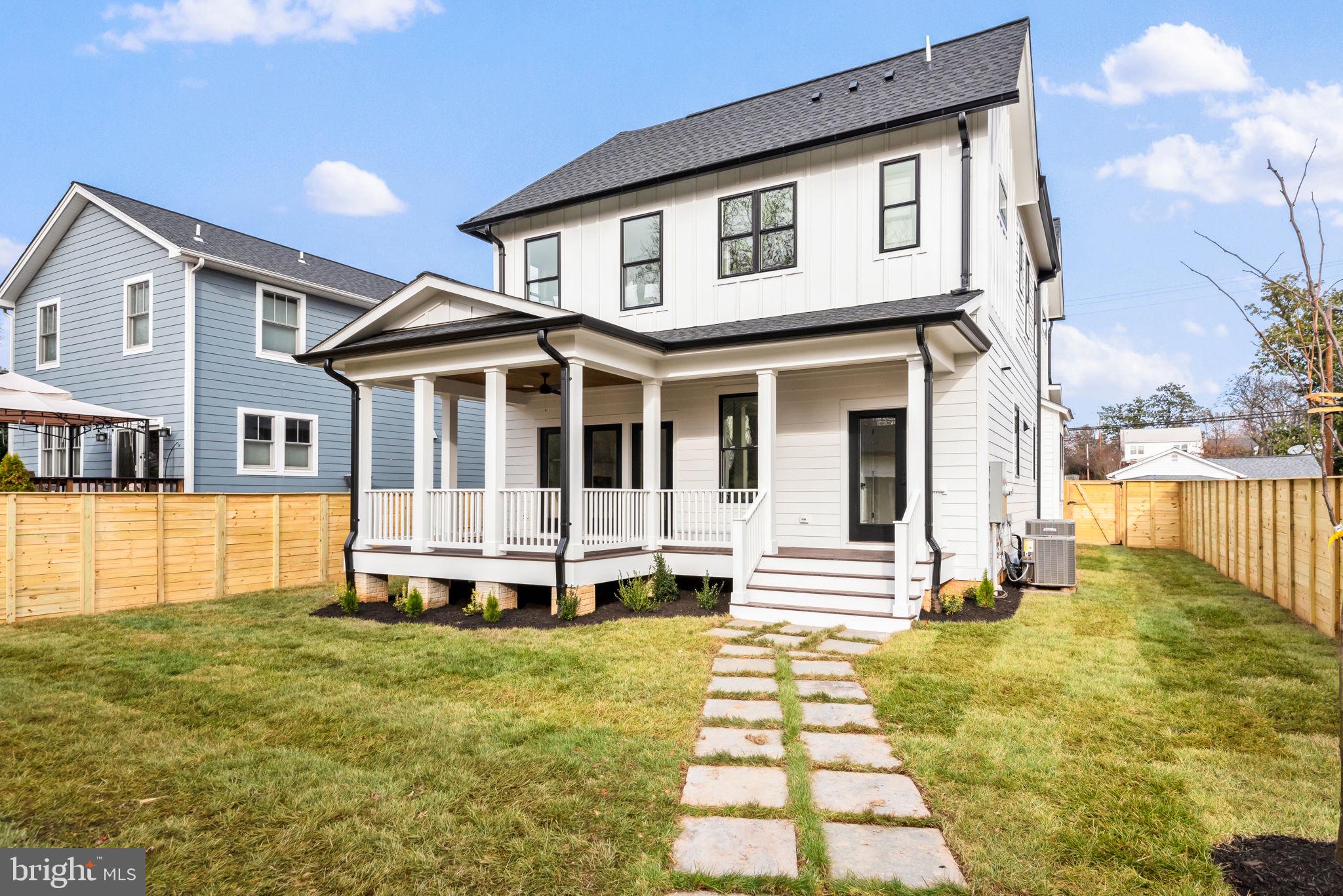 DEL RAY - Residential