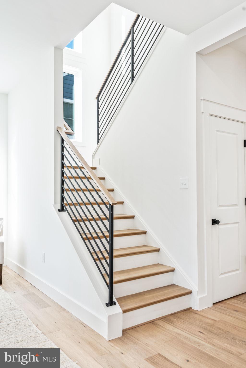 DEL RAY - Residential