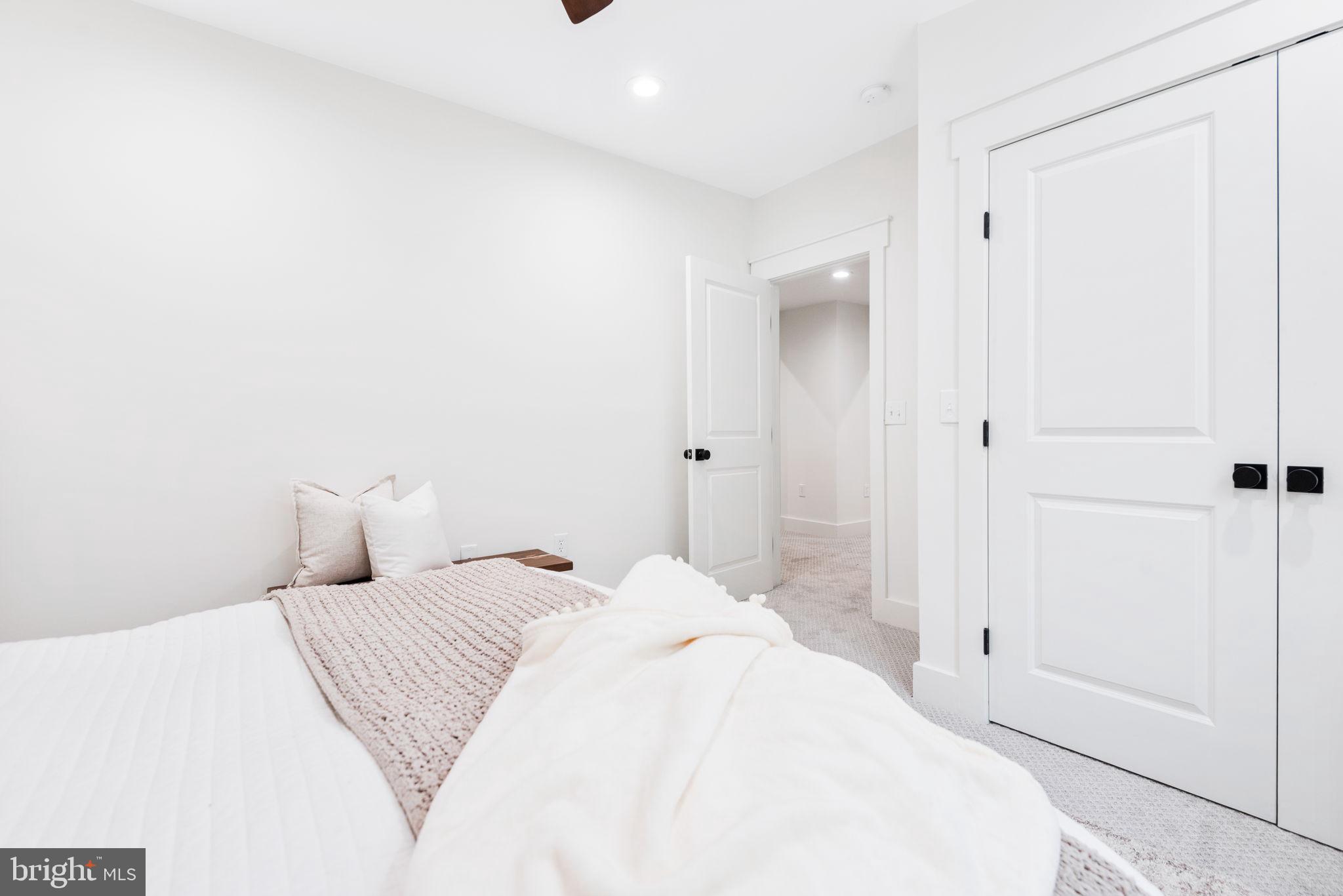 DEL RAY - Residential