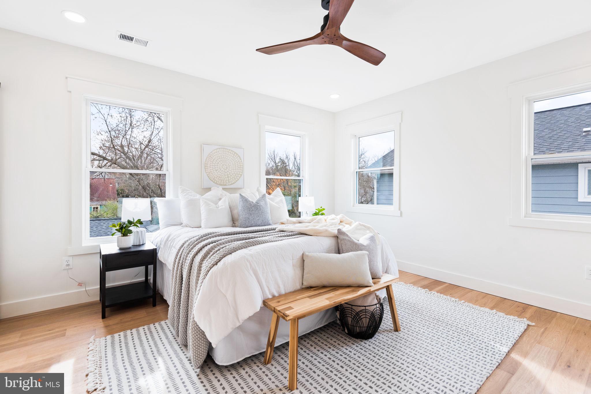 DEL RAY - Residential