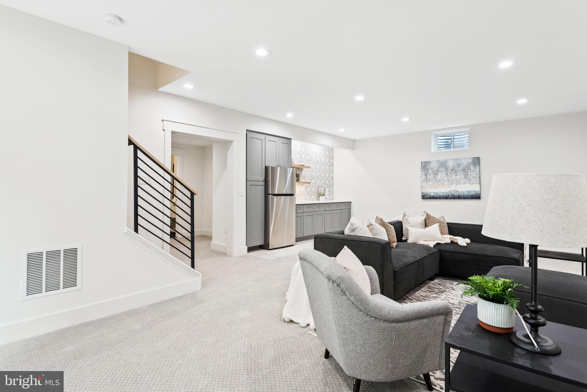 DEL RAY - Residential