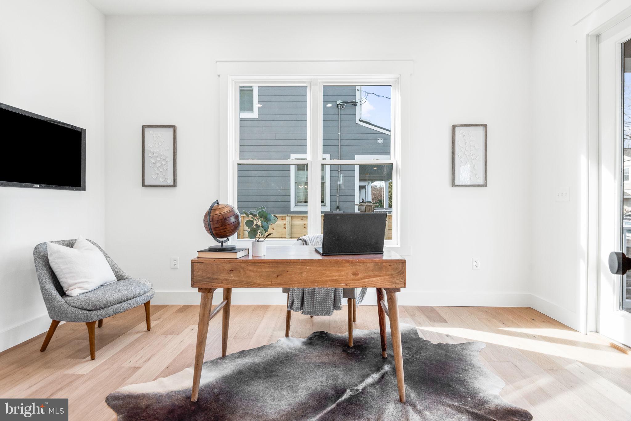 DEL RAY - Residential