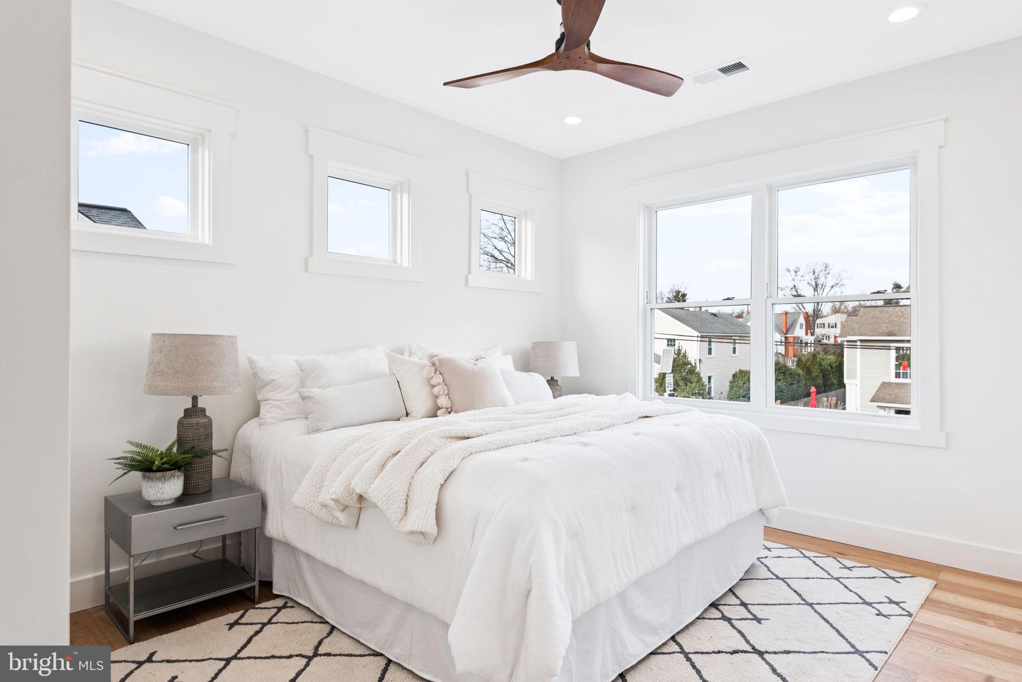 DEL RAY - Residential