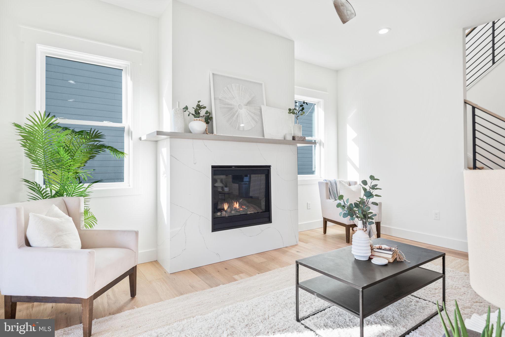 DEL RAY - Residential