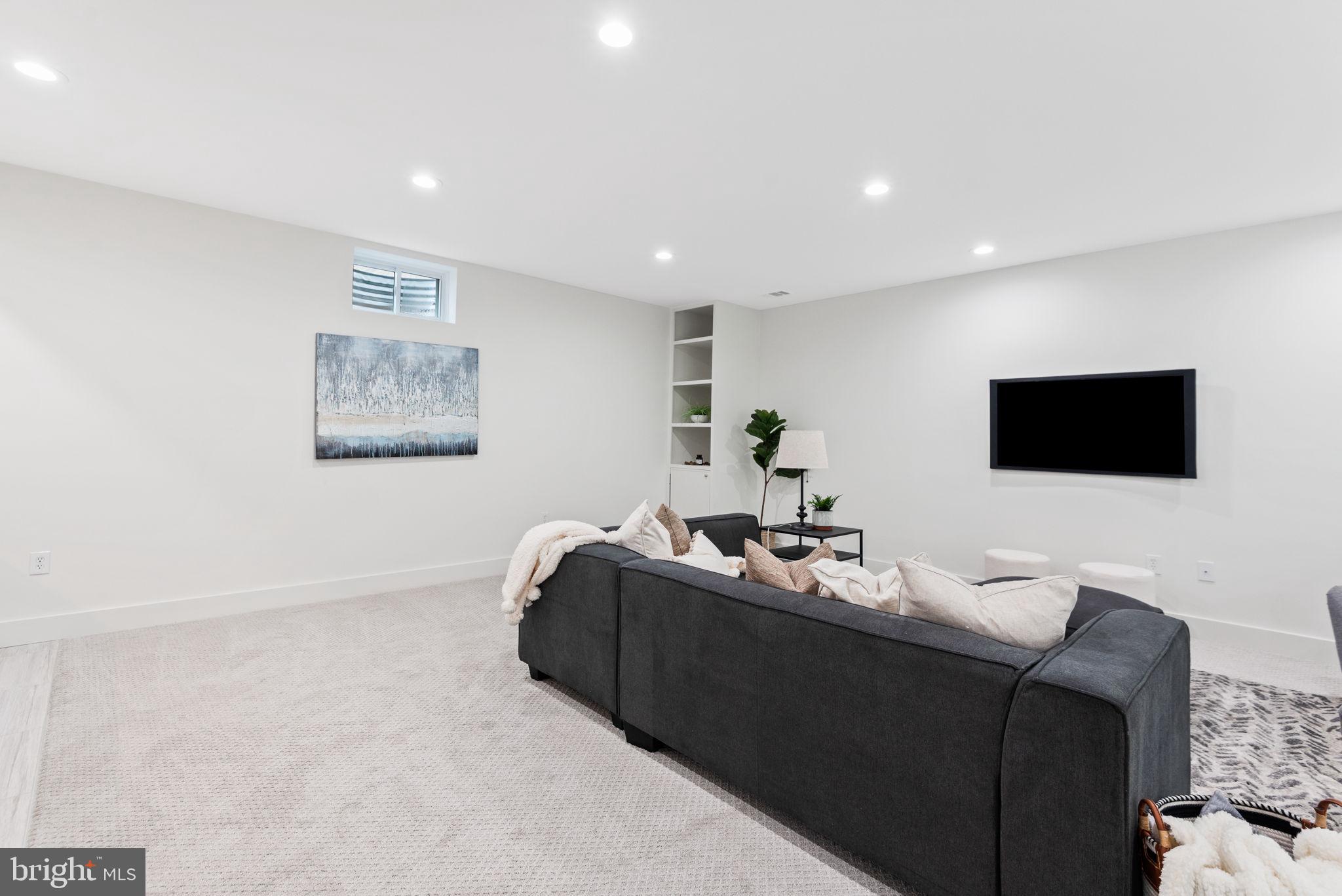 DEL RAY - Residential