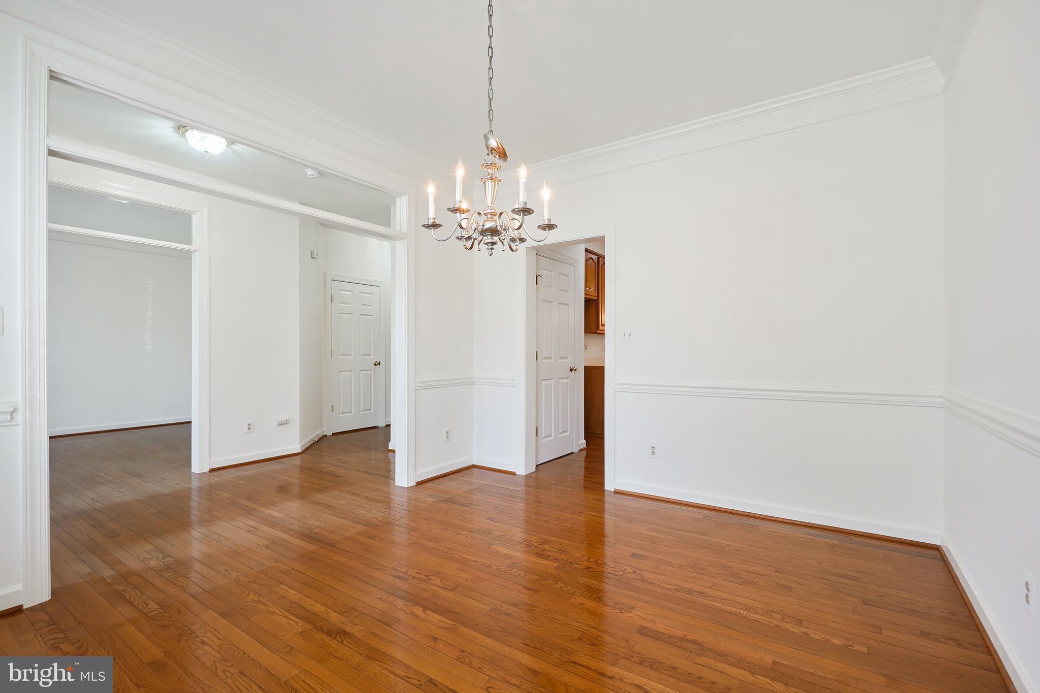 KING FARM WATKINS POND - Residential