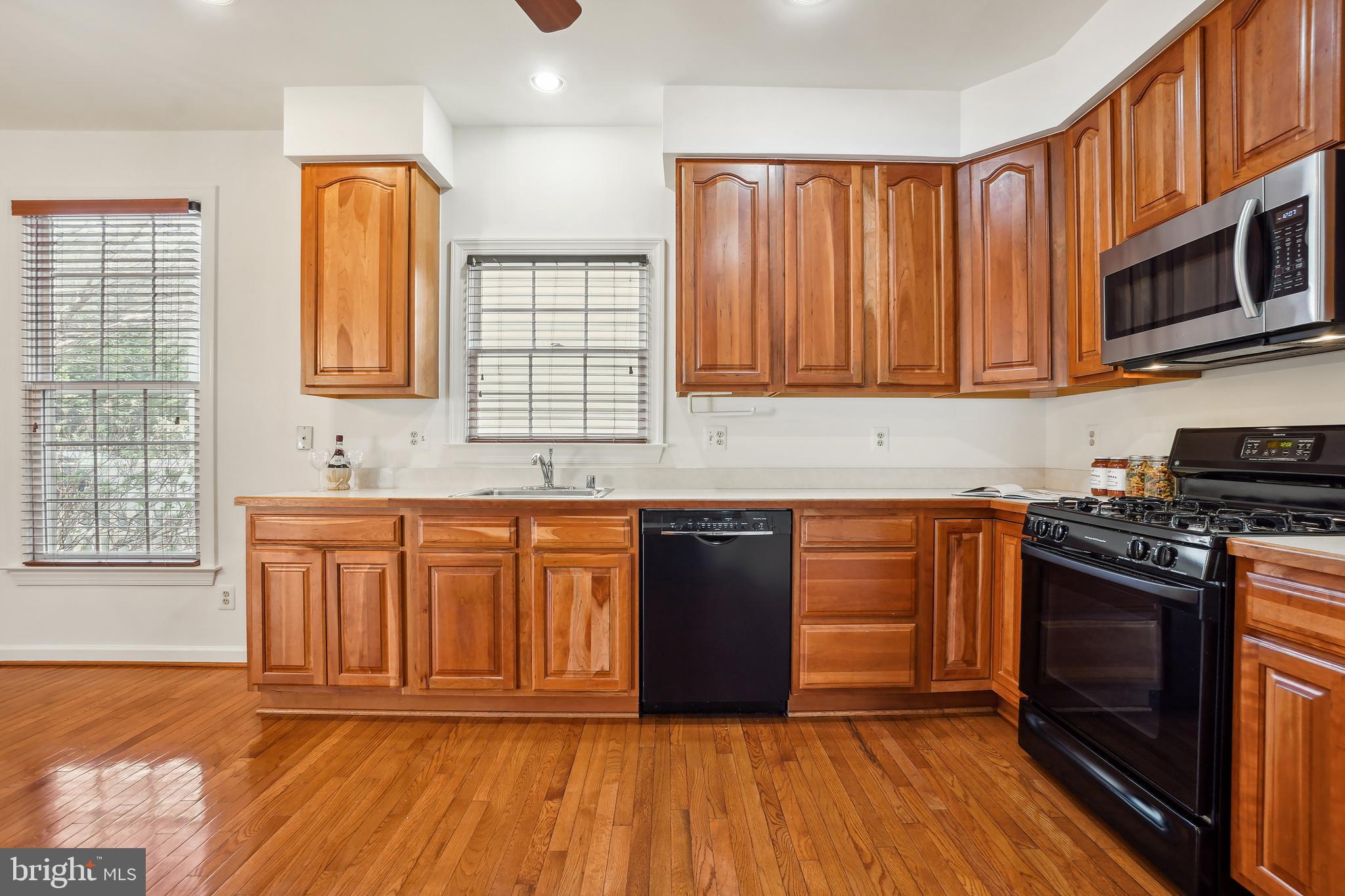 KING FARM WATKINS POND - Residential