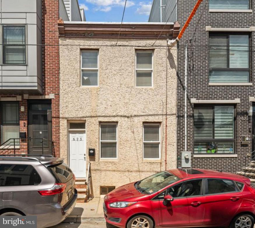 LOWER MOYAMENSING - Residential