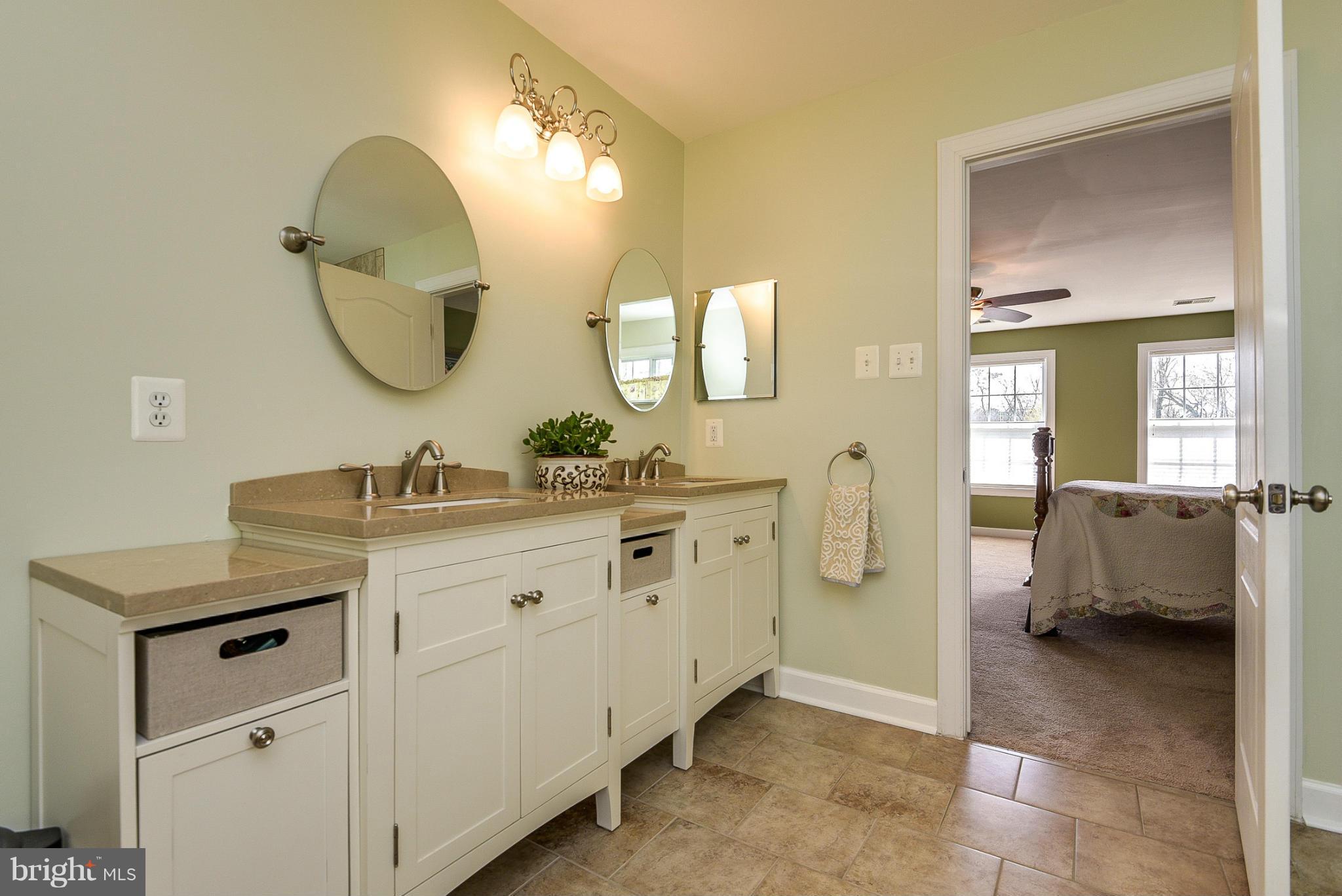 COLONIAL PARK - Residential