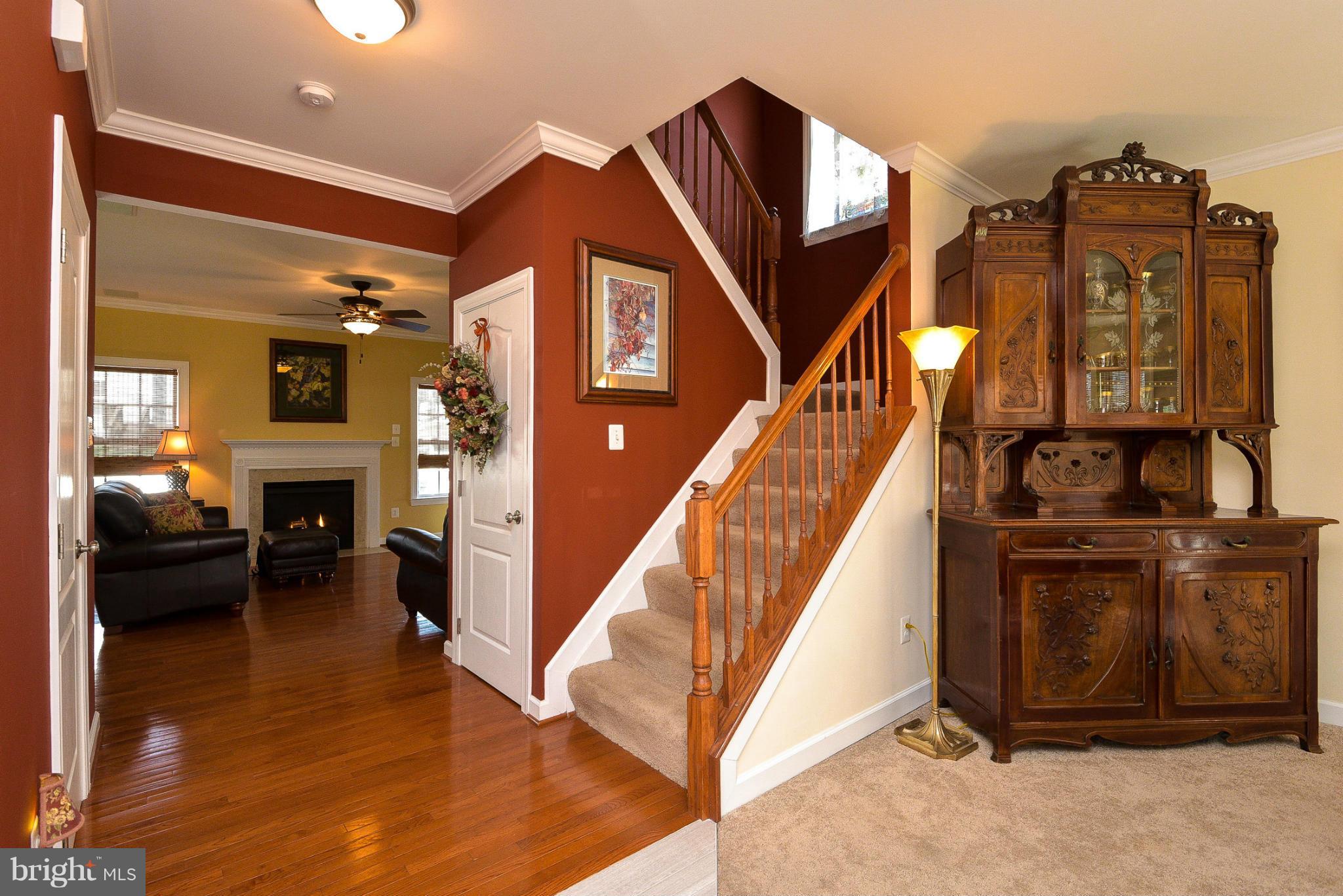 COLONIAL PARK - Residential