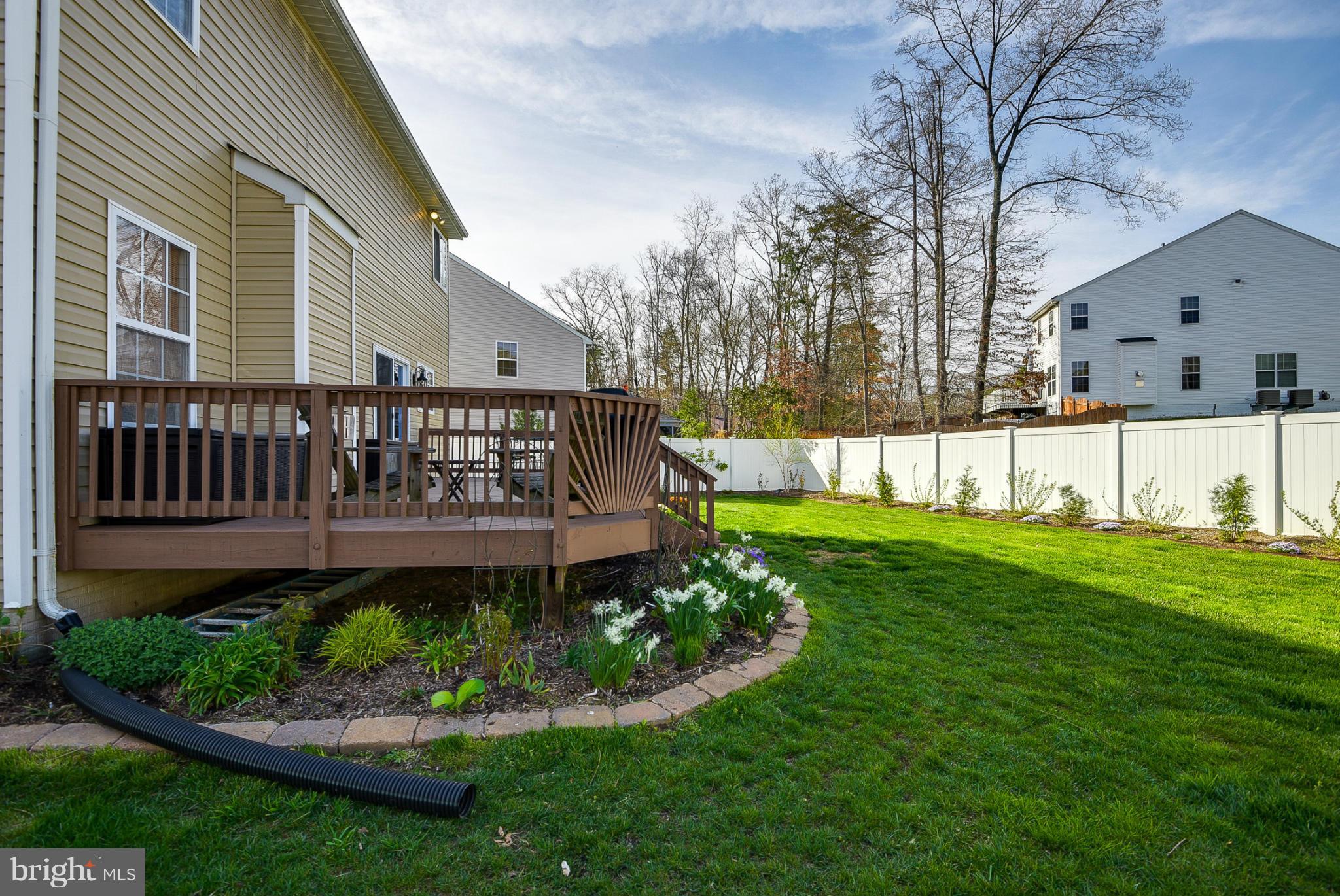 COLONIAL PARK - Residential