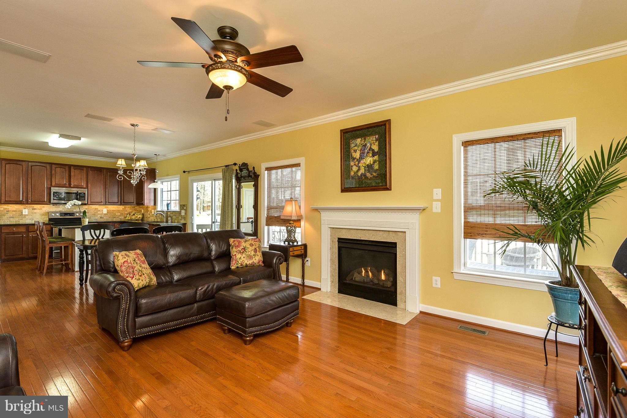 COLONIAL PARK - Residential