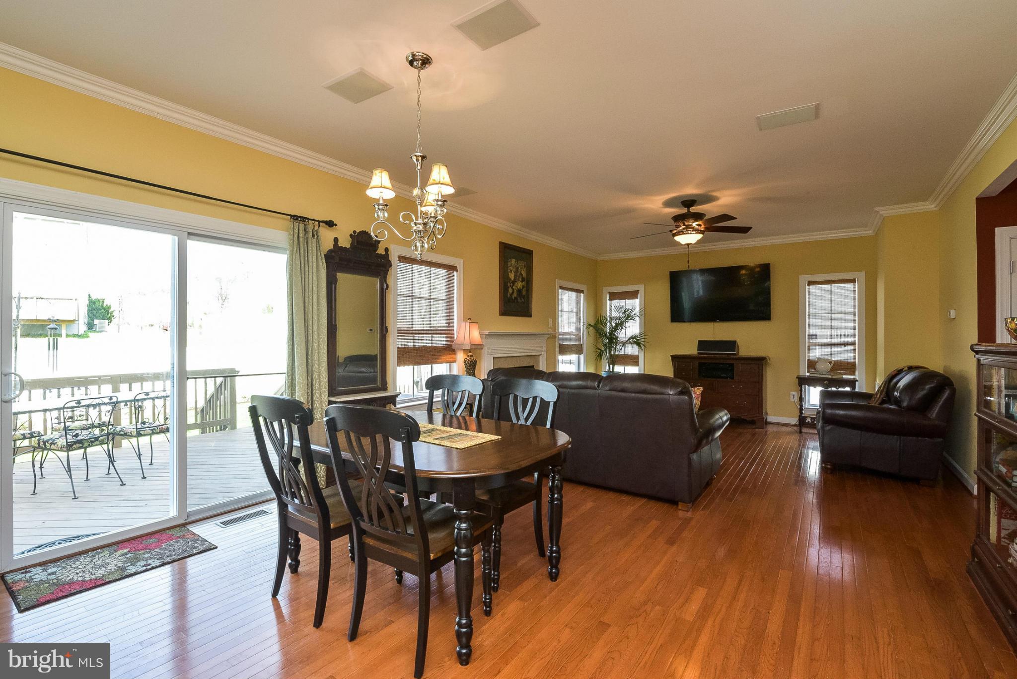 COLONIAL PARK - Residential