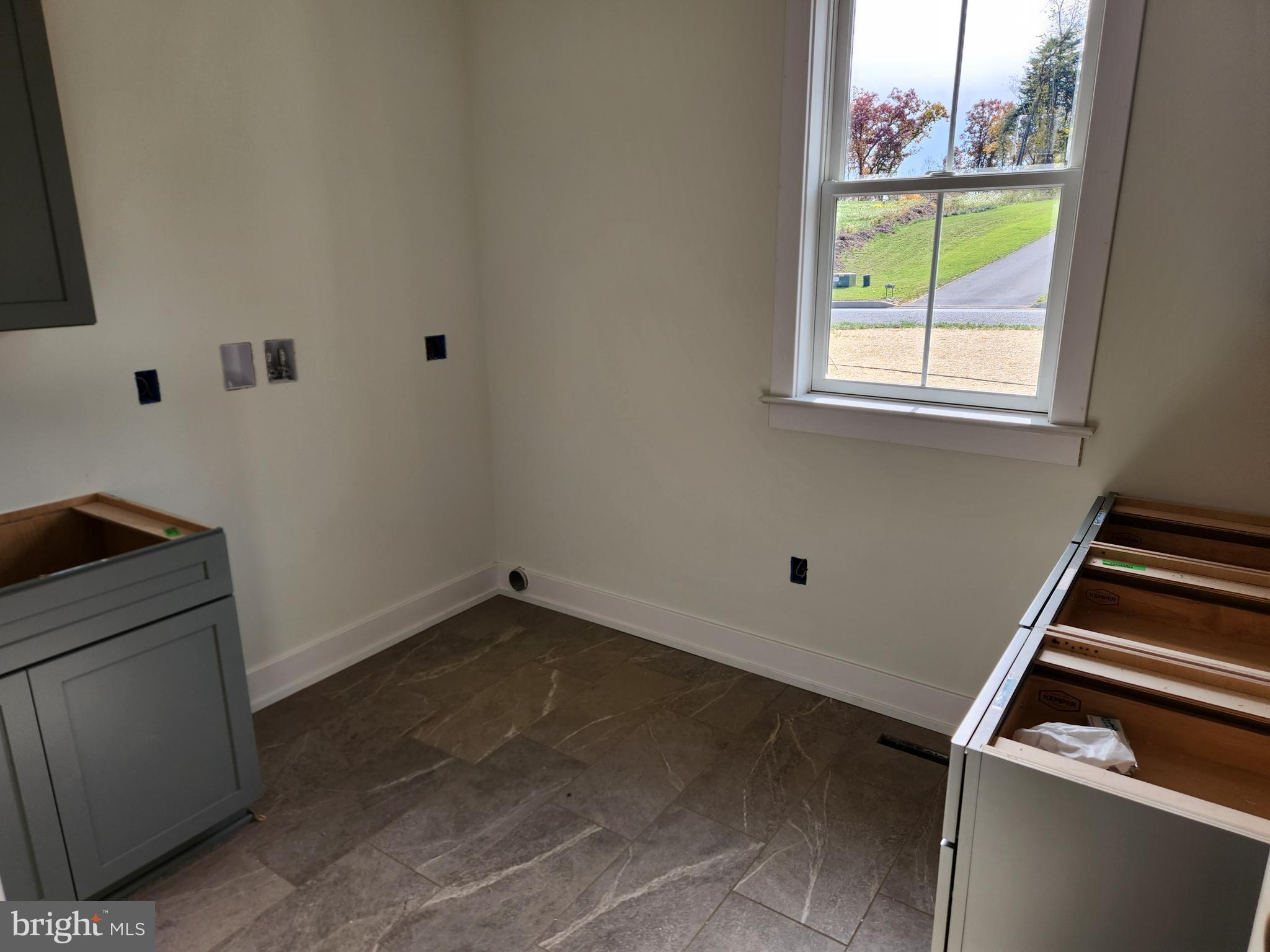 OAK HILL - Residential