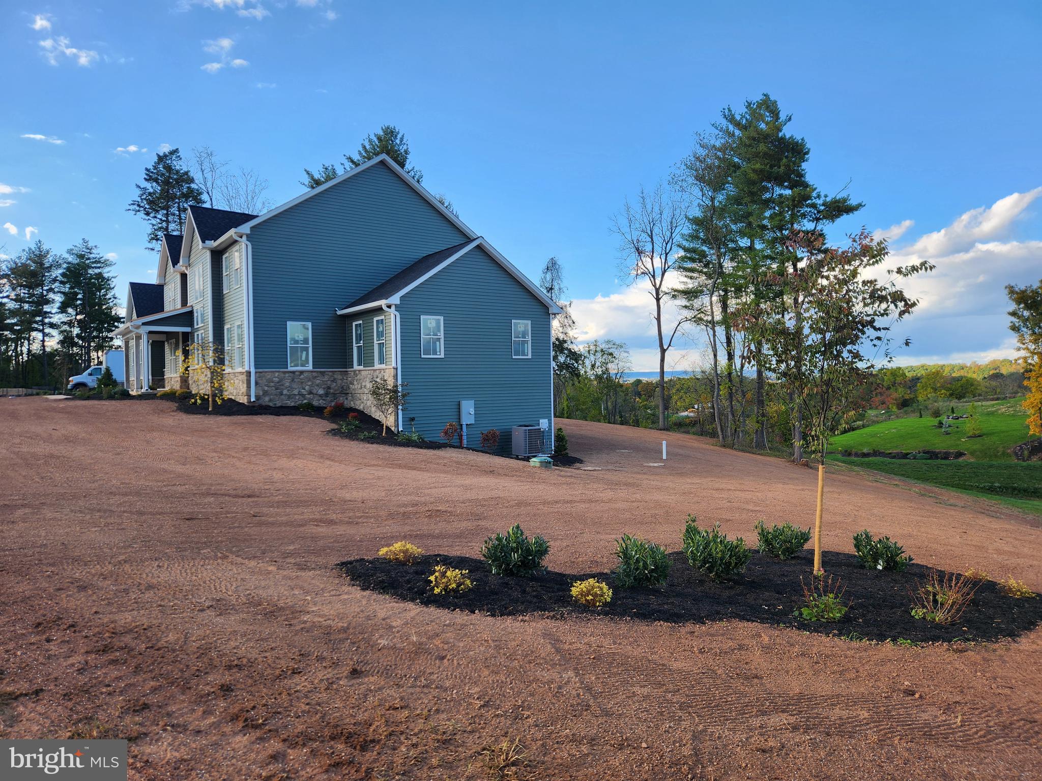 OAK HILL - Residential