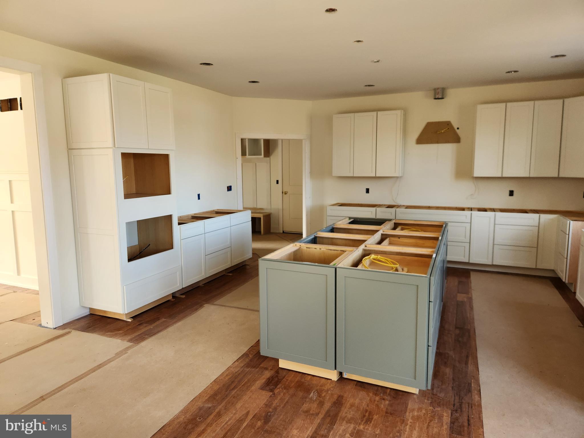 OAK HILL - Residential