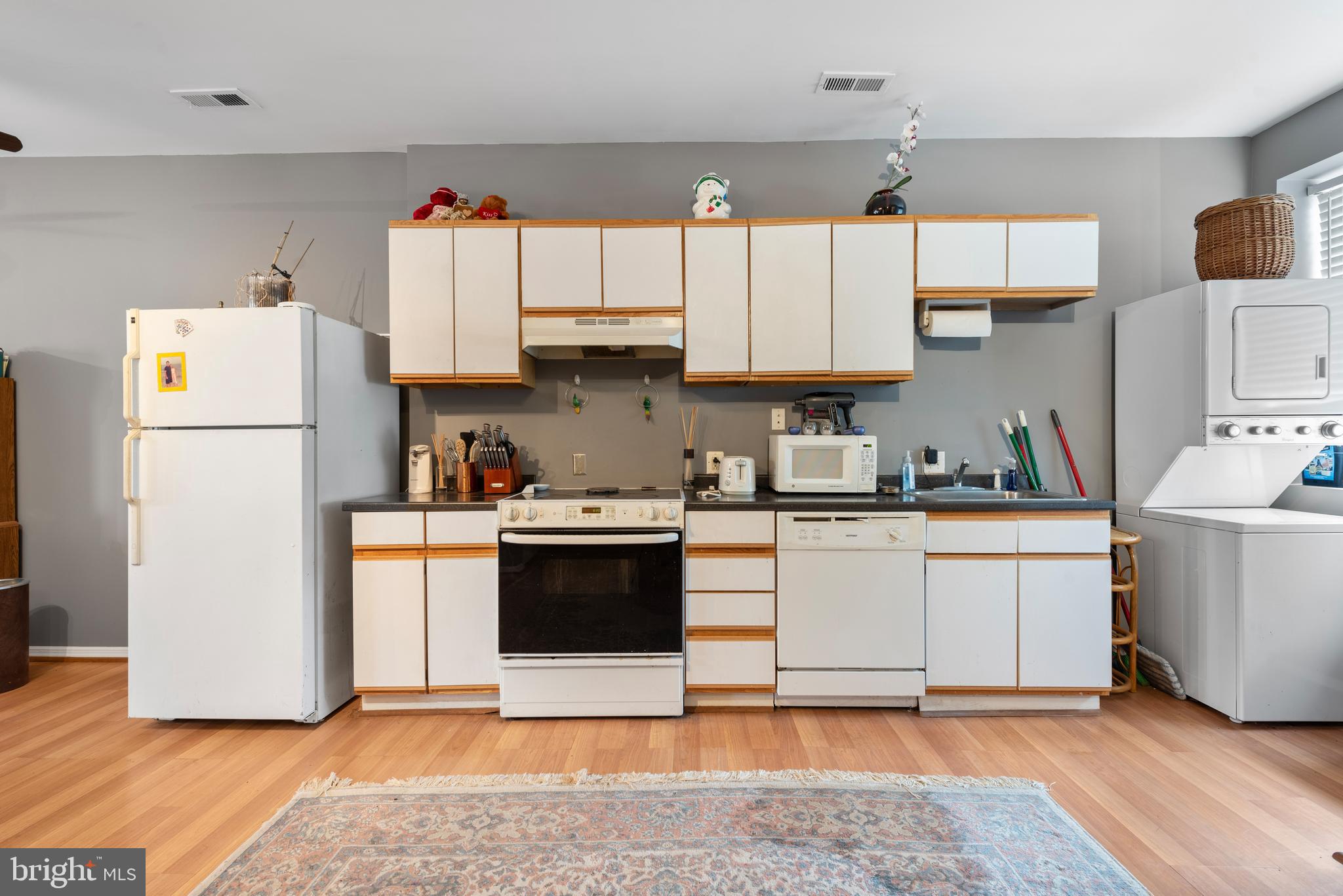 STATION NORTH ARTS DISTRICT - Commercial Sale