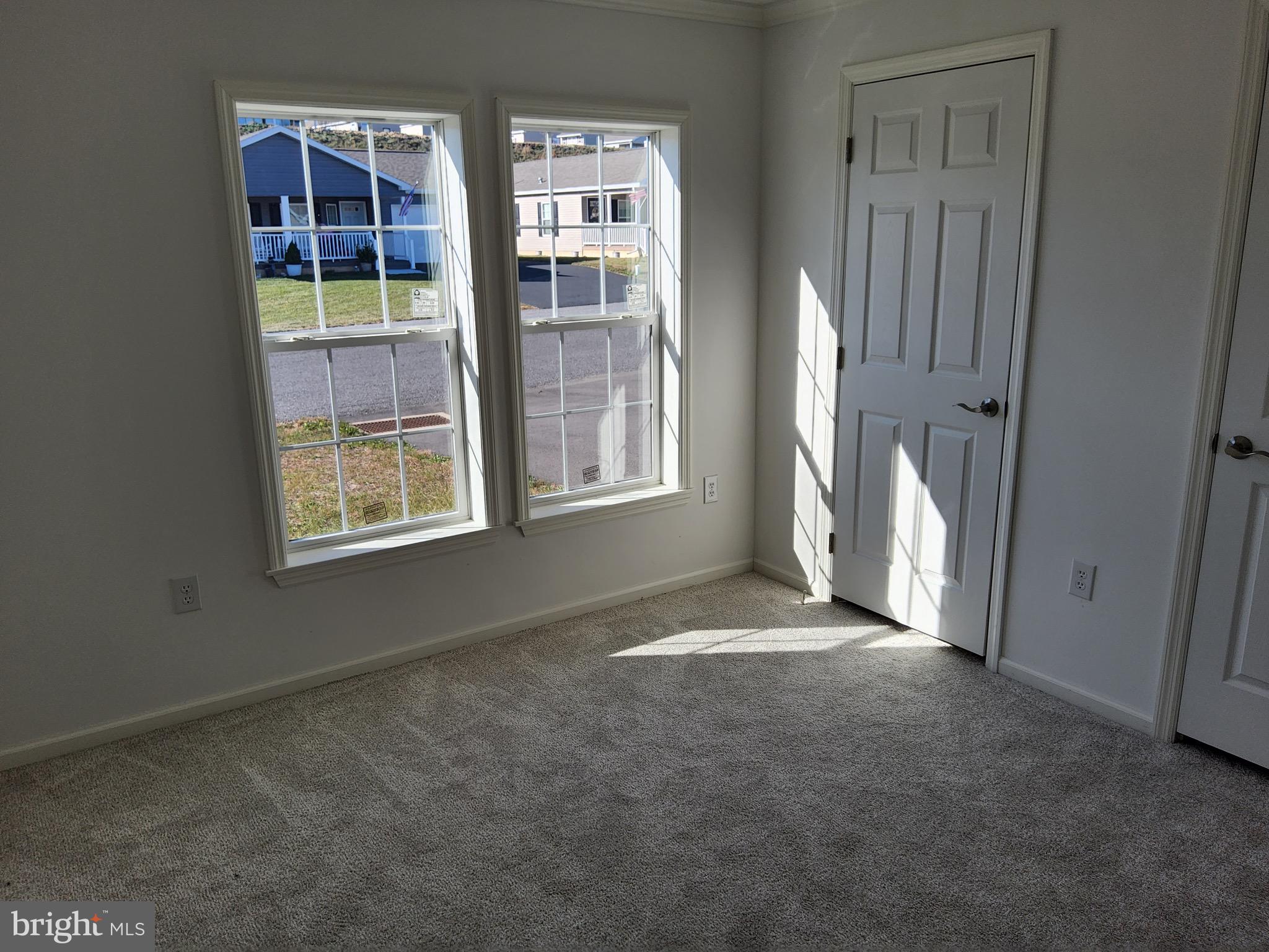 CREEK VIEW 55+ COMMUNITY - Residential