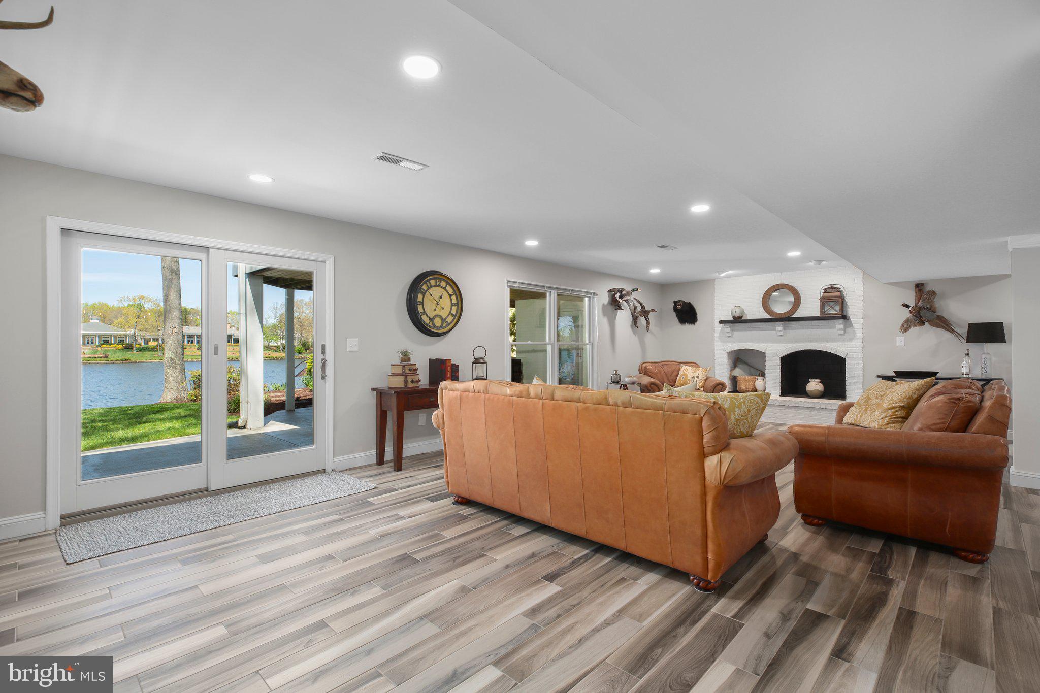 FAWN LAKE - Residential