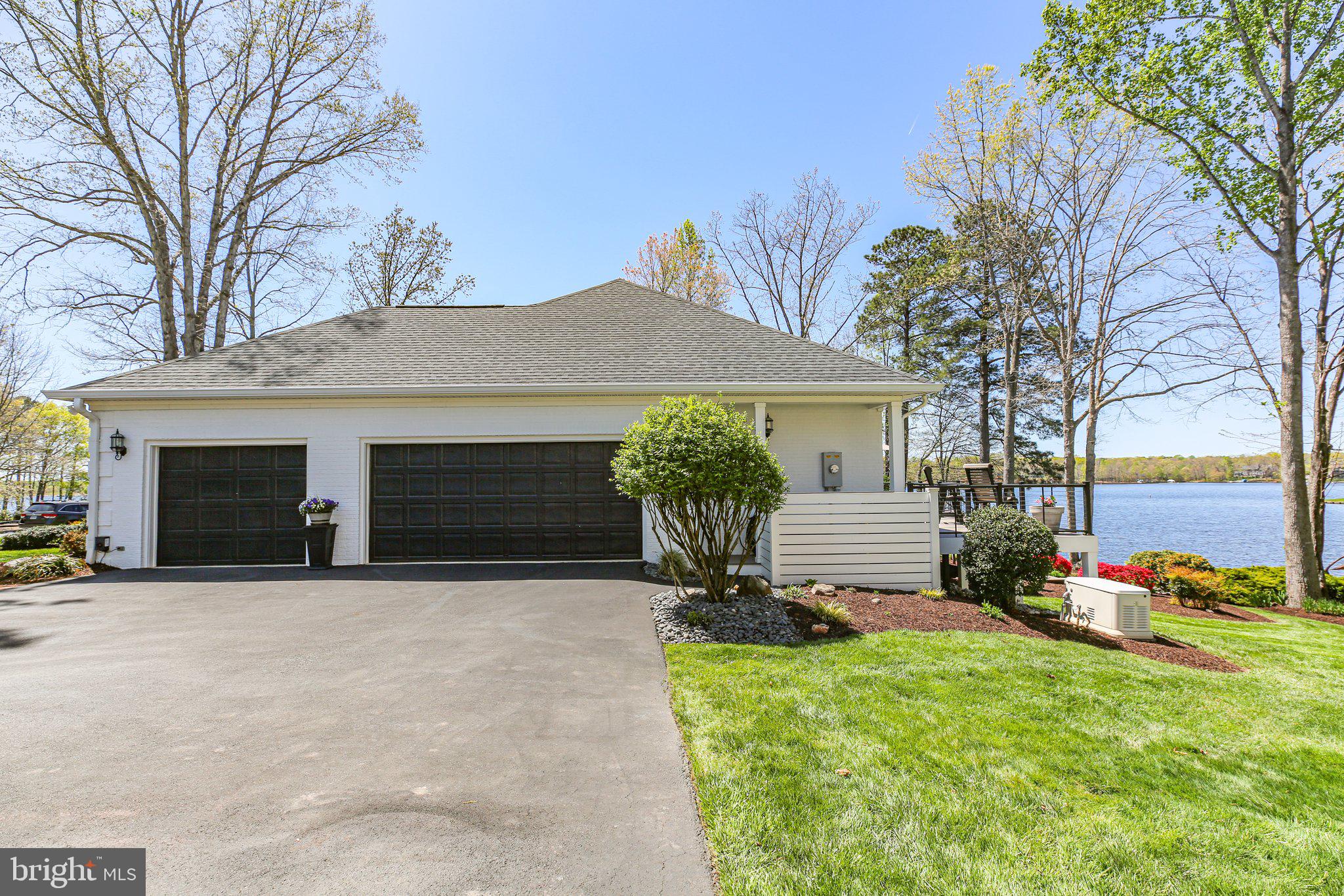 FAWN LAKE - Residential