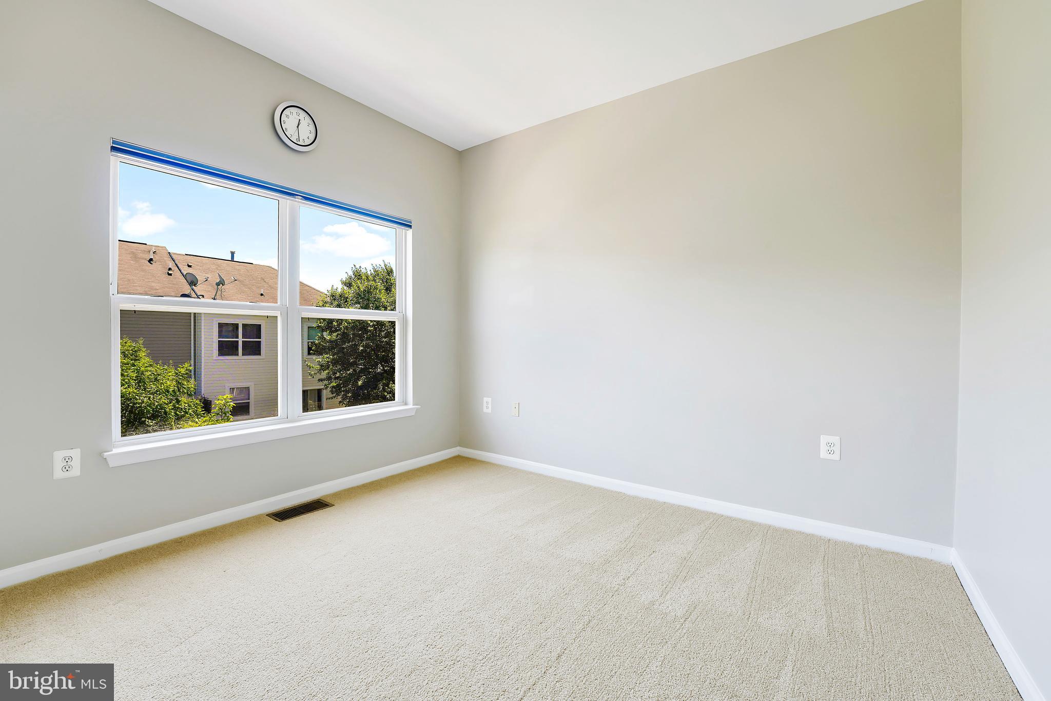 PARKSIDE AT ASHBURN - Residential