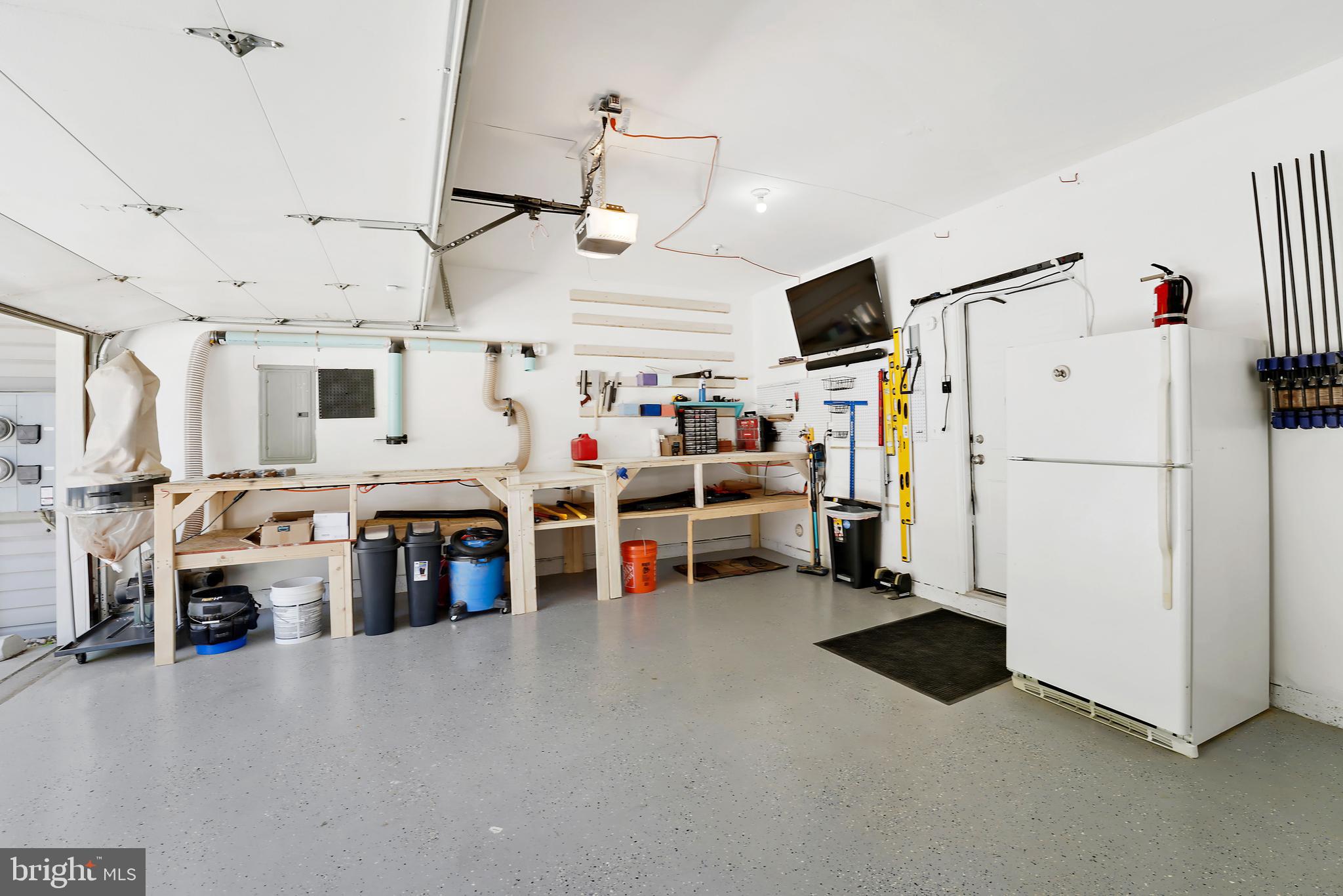 PARKSIDE AT ASHBURN - Residential