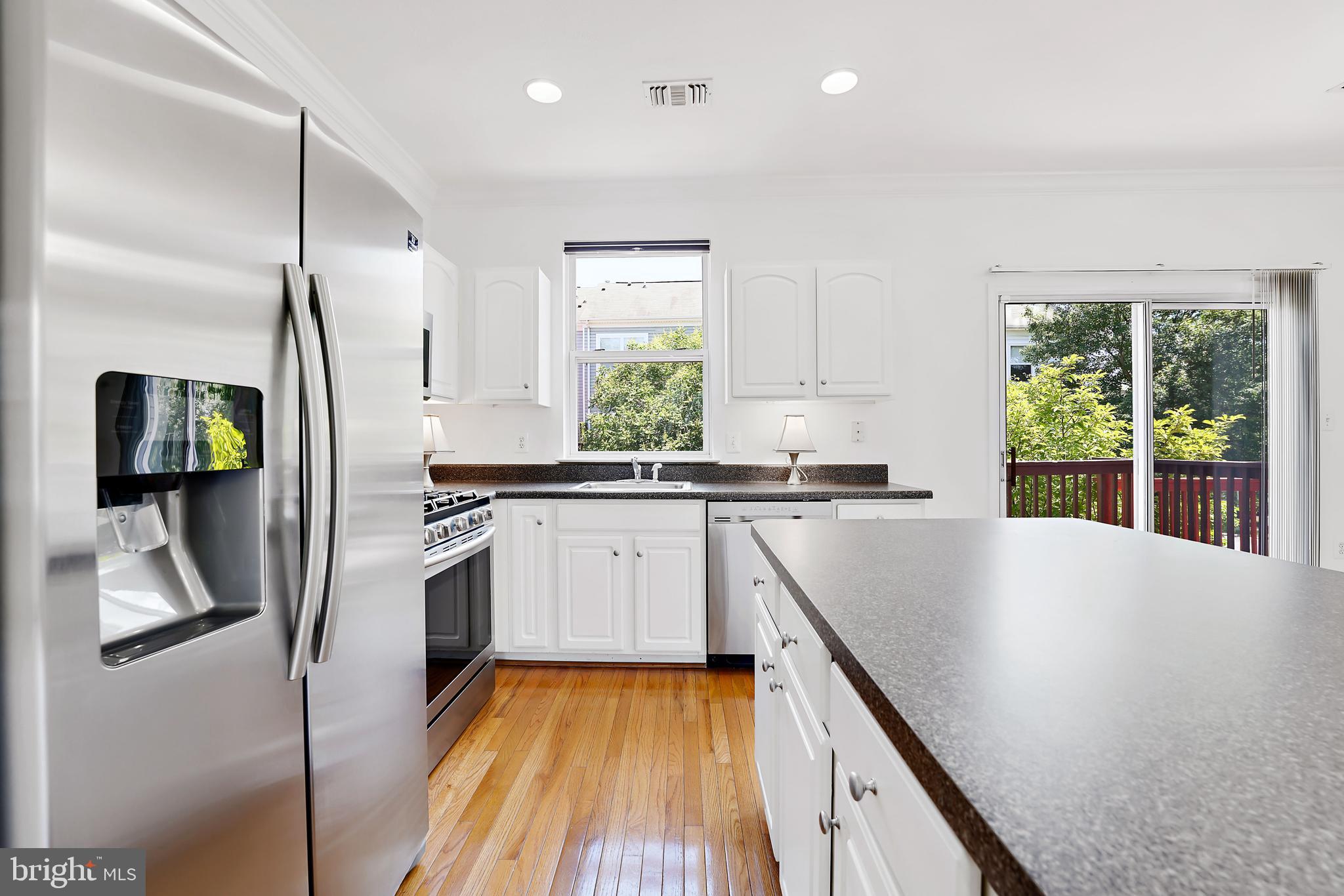 PARKSIDE AT ASHBURN - Residential