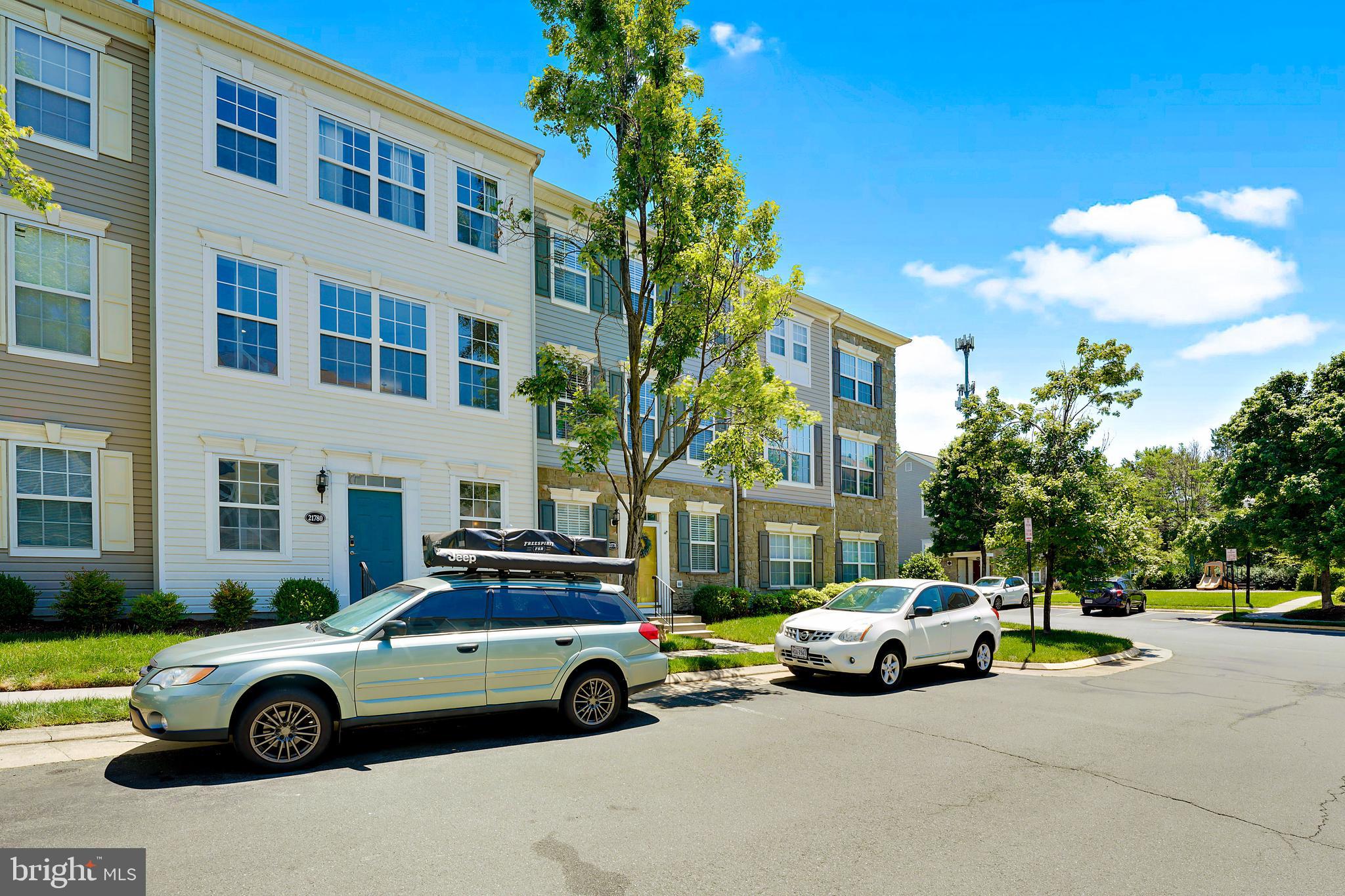 PARKSIDE AT ASHBURN - Residential