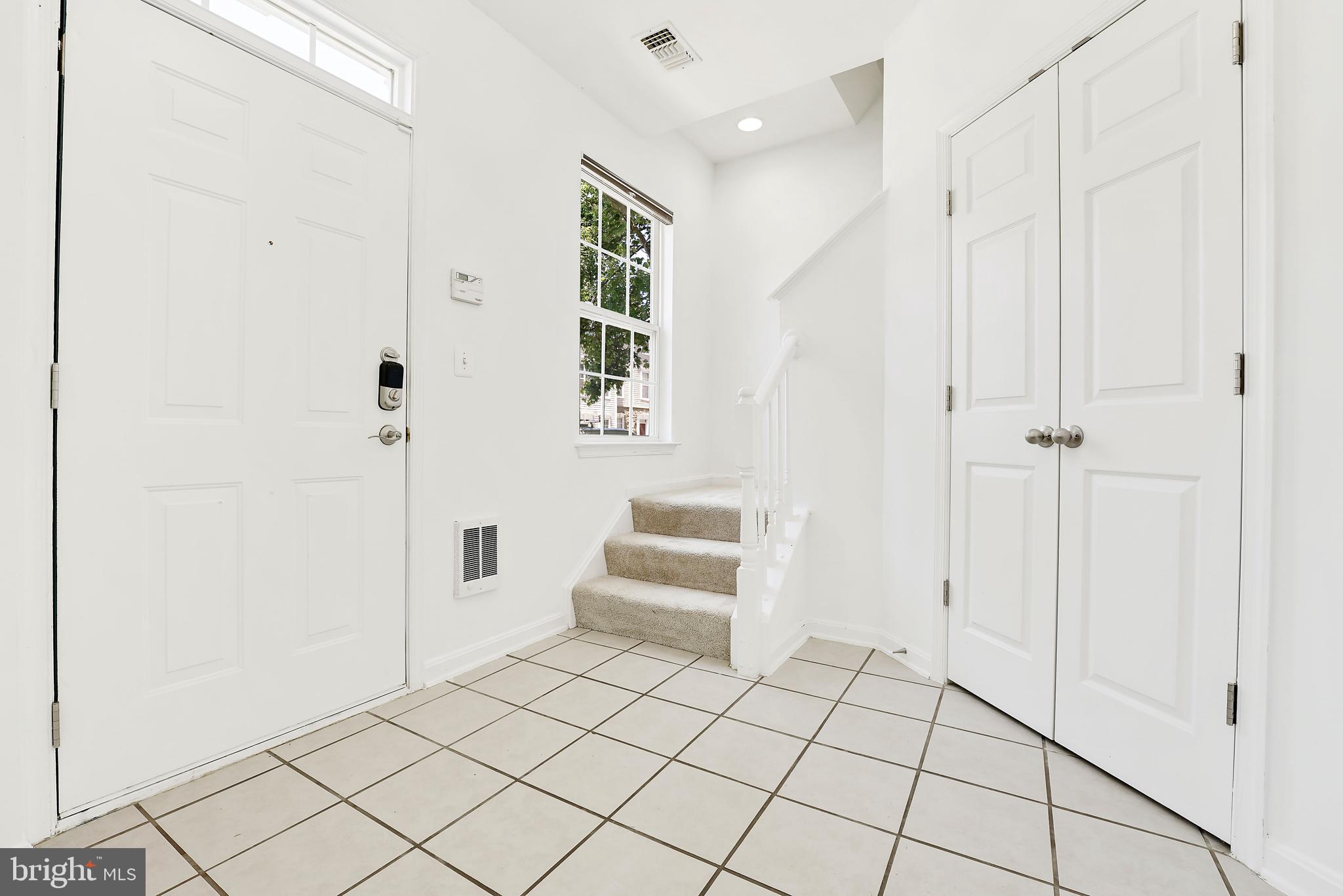 PARKSIDE AT ASHBURN - Residential