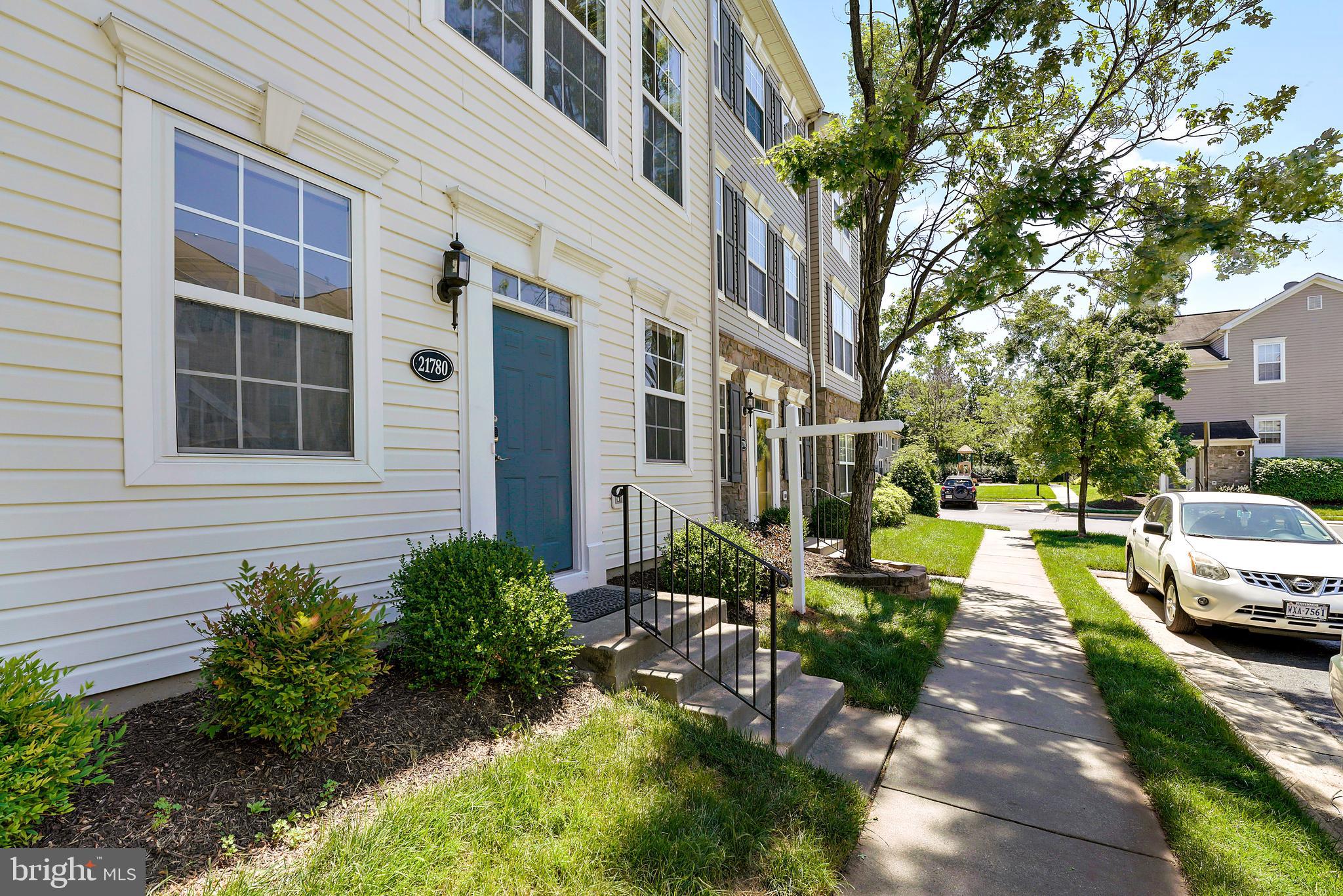 PARKSIDE AT ASHBURN - Residential