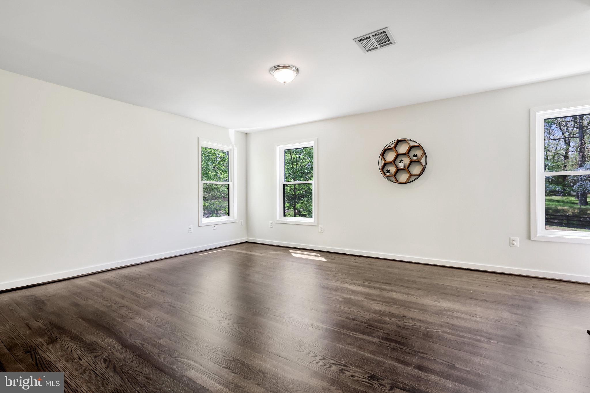 VALE VALLEY FARMS - Residential