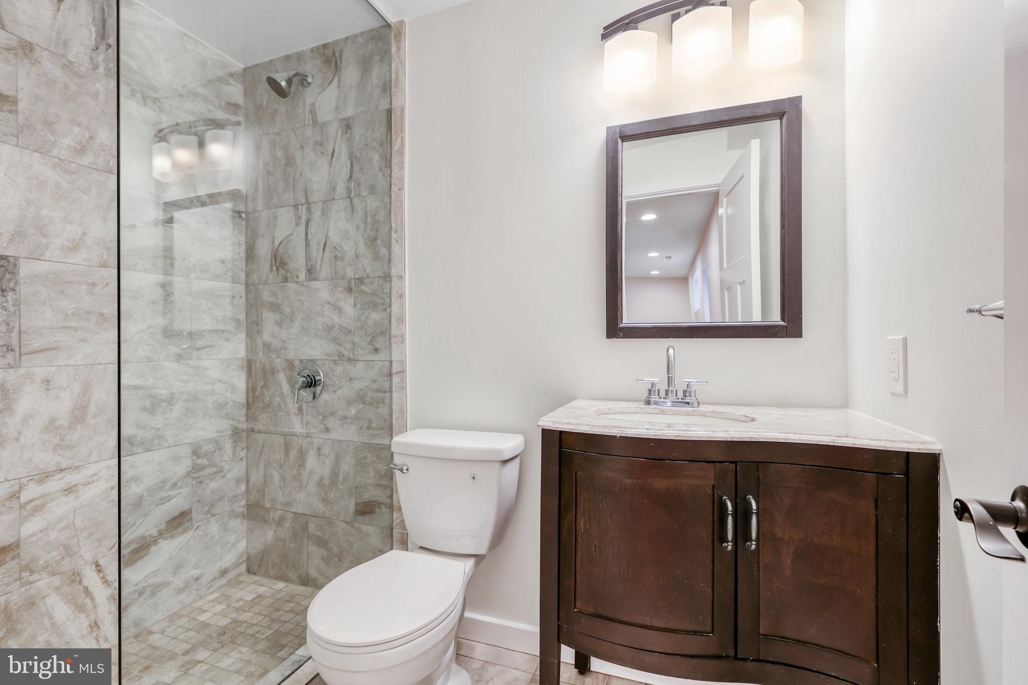 VALE VALLEY FARMS - Residential