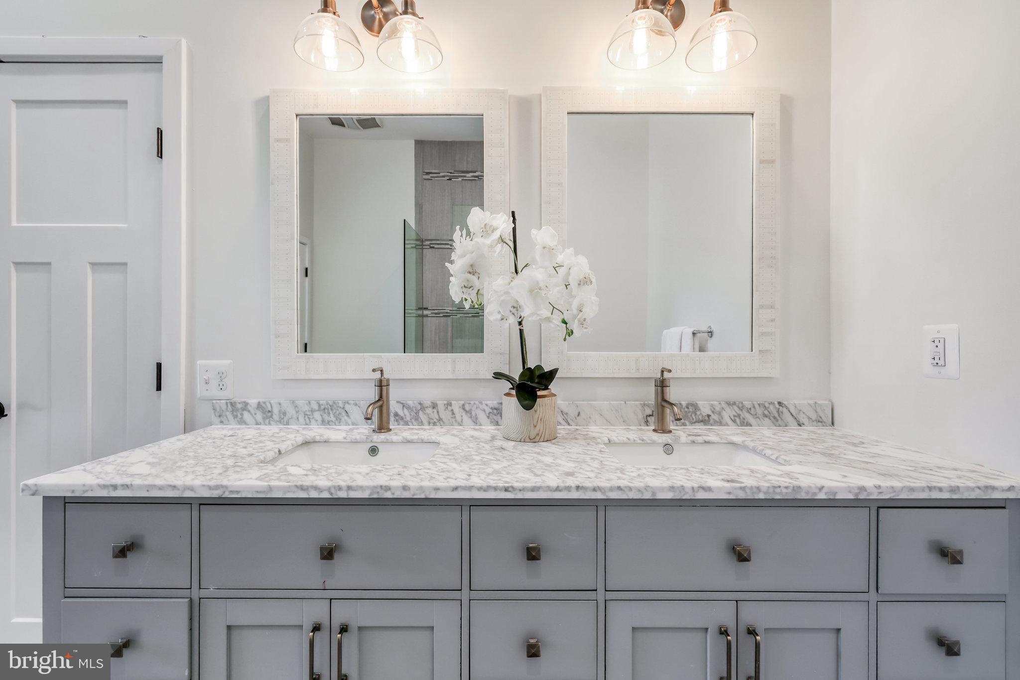 VALE VALLEY FARMS - Residential