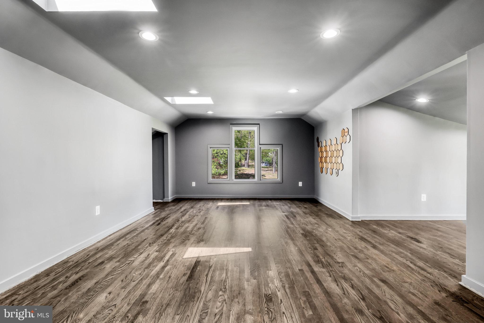 VALE VALLEY FARMS - Residential