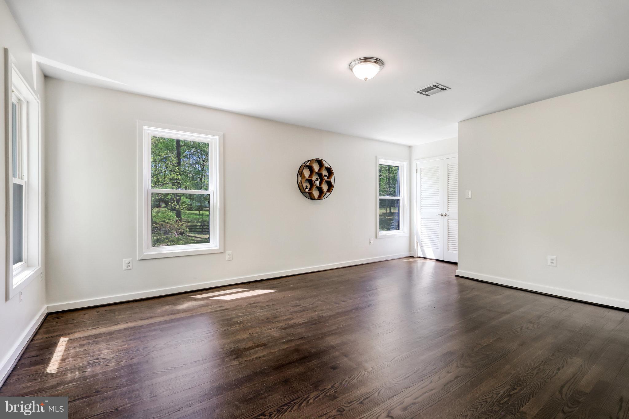 VALE VALLEY FARMS - Residential