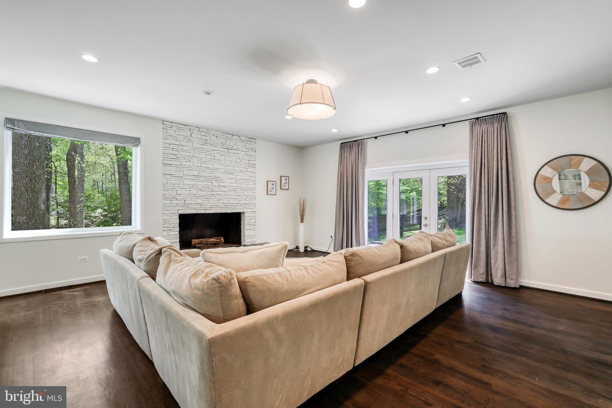 VALE VALLEY FARMS - Residential