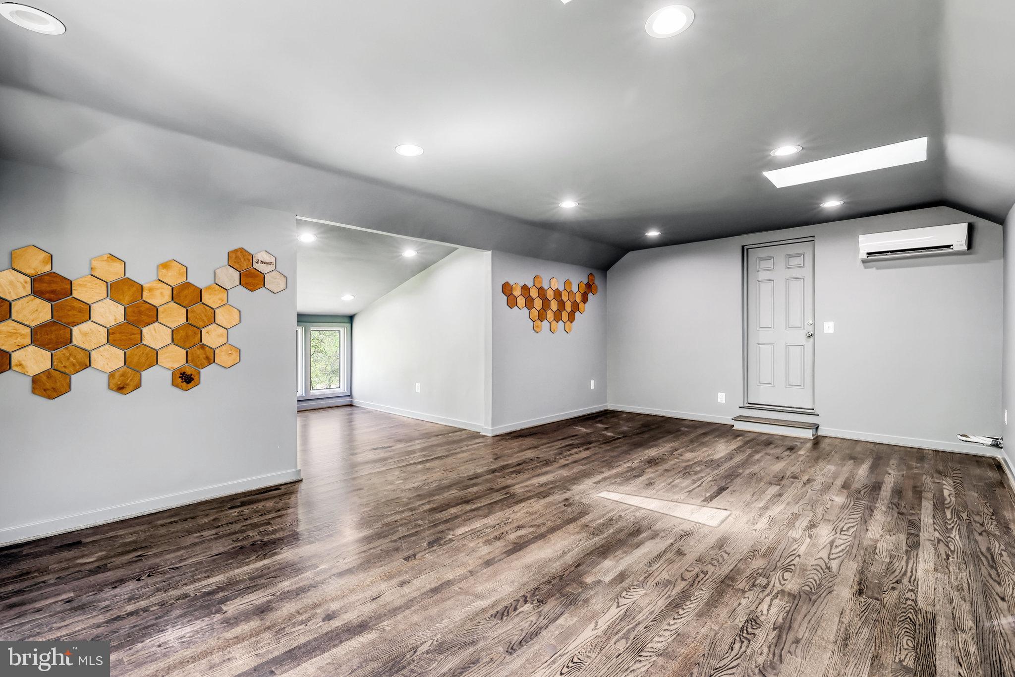 VALE VALLEY FARMS - Residential