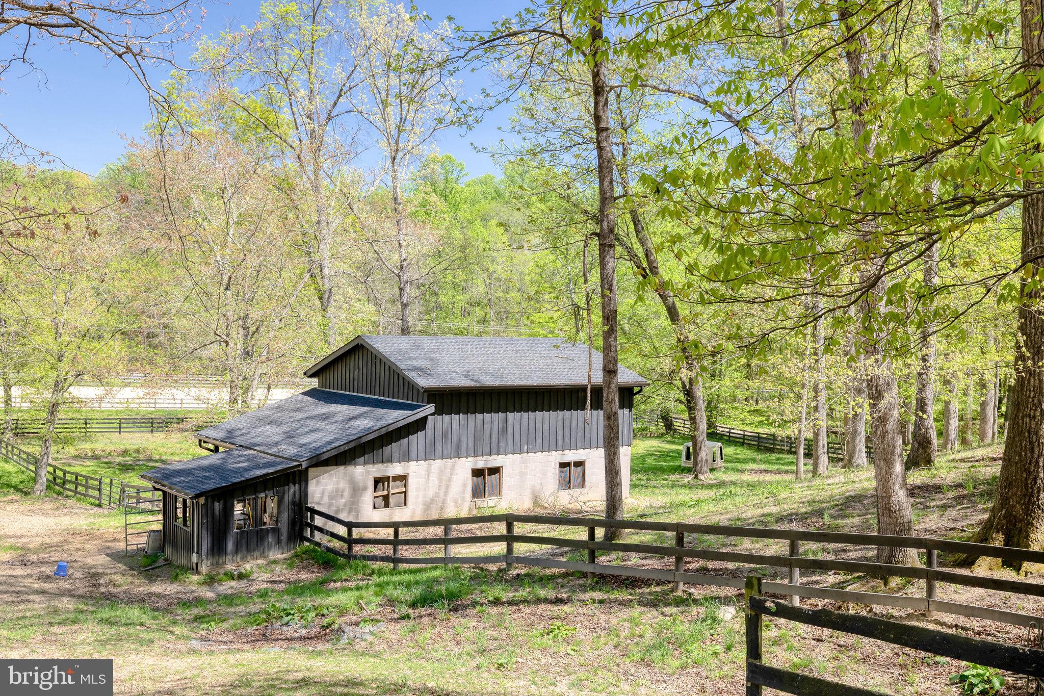 VALE VALLEY FARMS - Residential