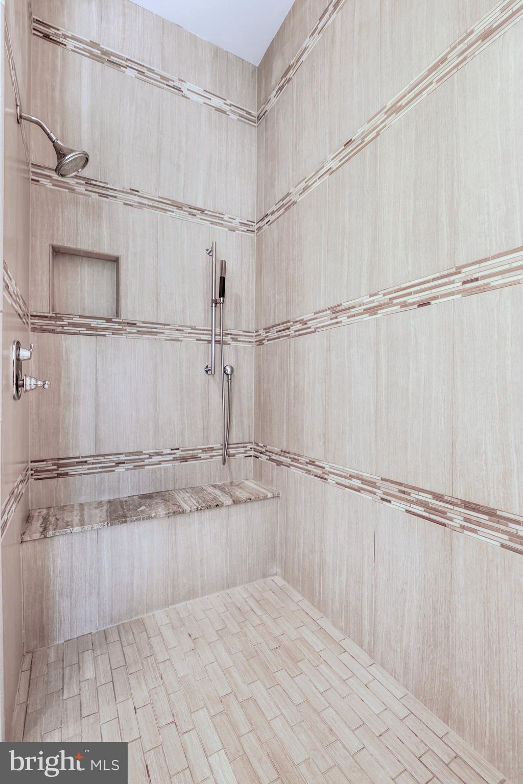 VALE VALLEY FARMS - Residential