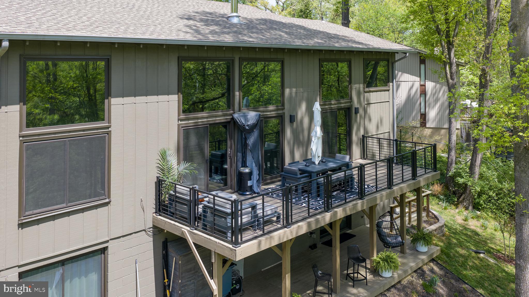 LAKE RIDGE - Residential