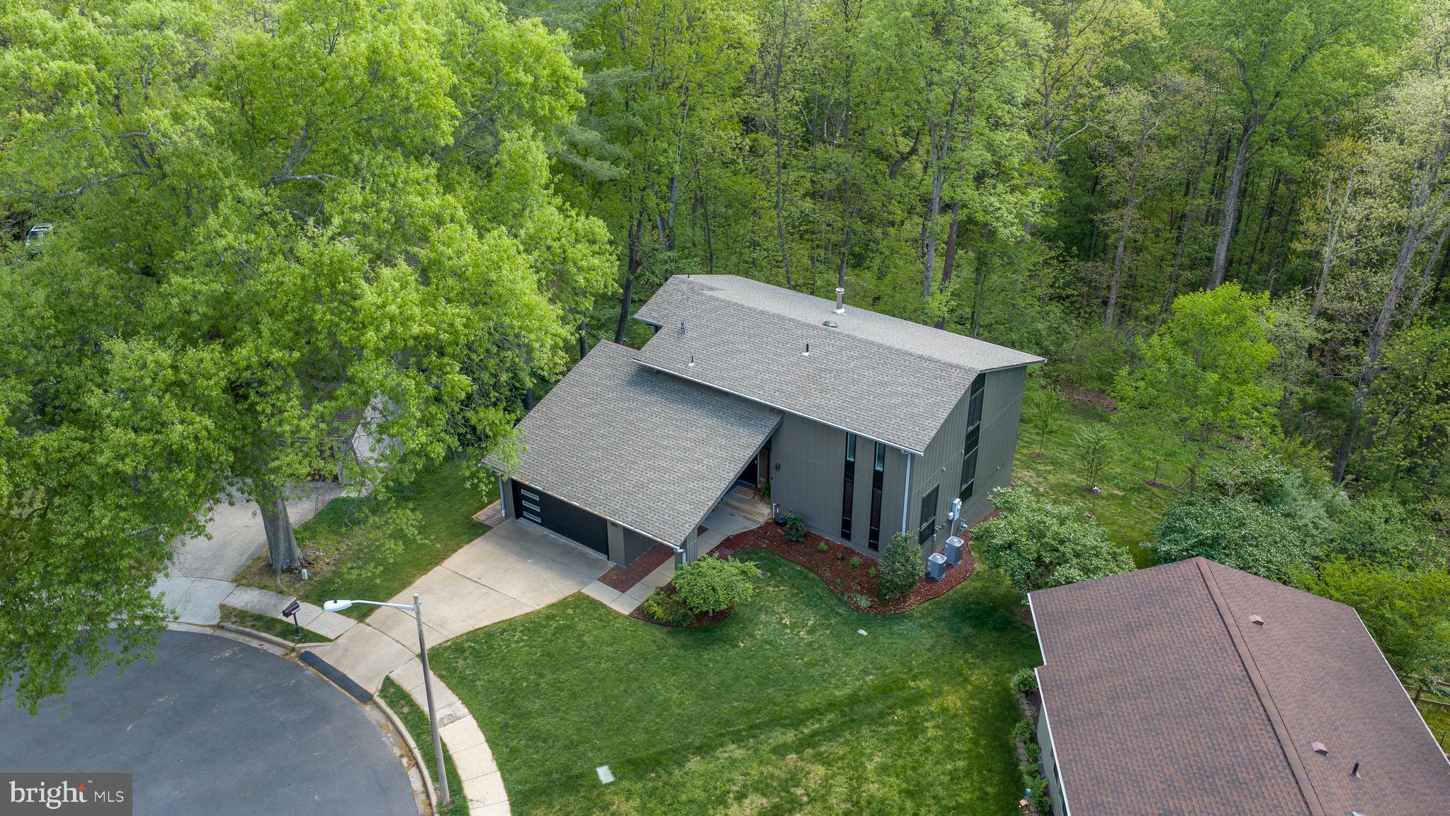 LAKE RIDGE - Residential