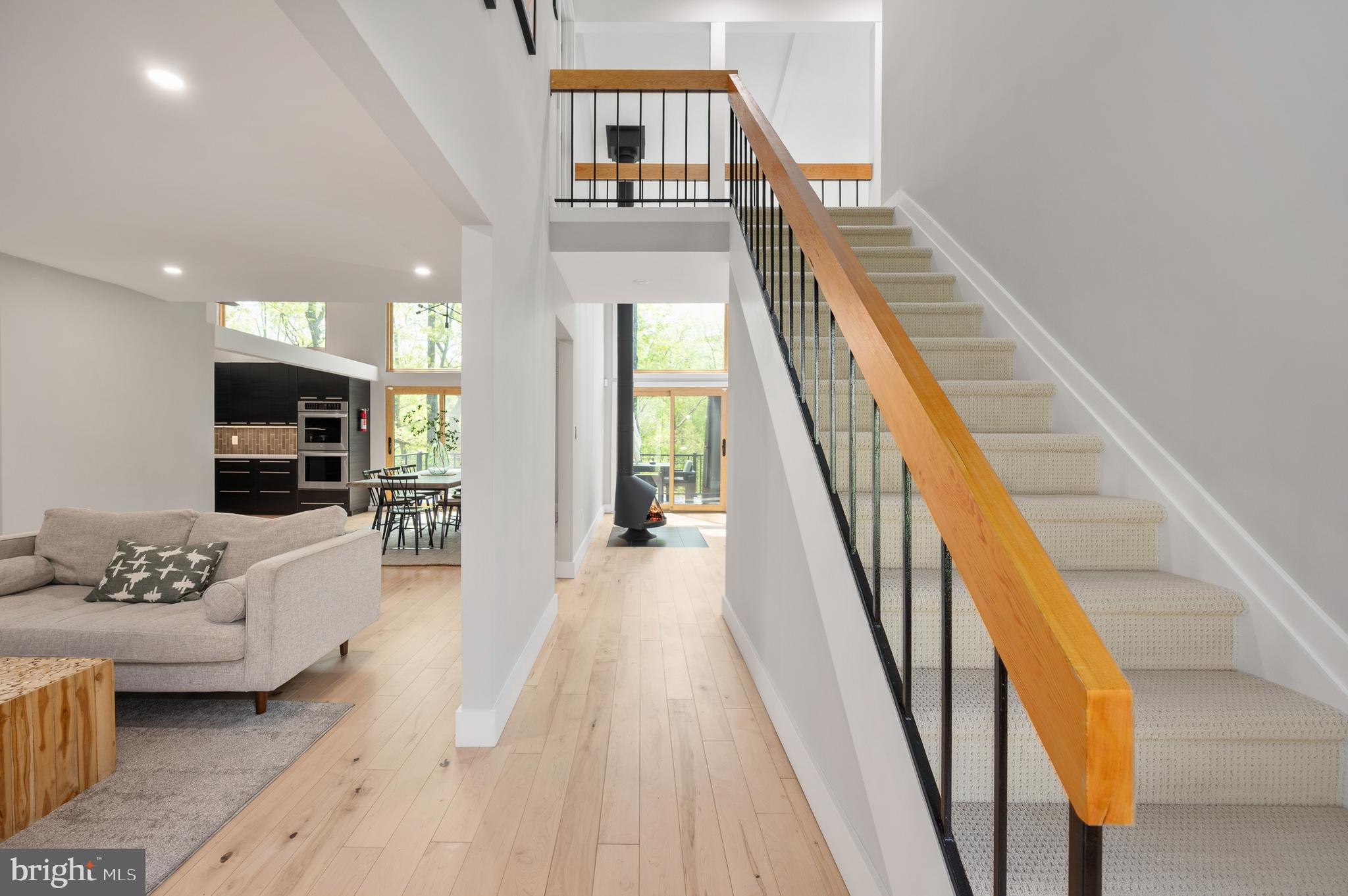 LAKE RIDGE - Residential