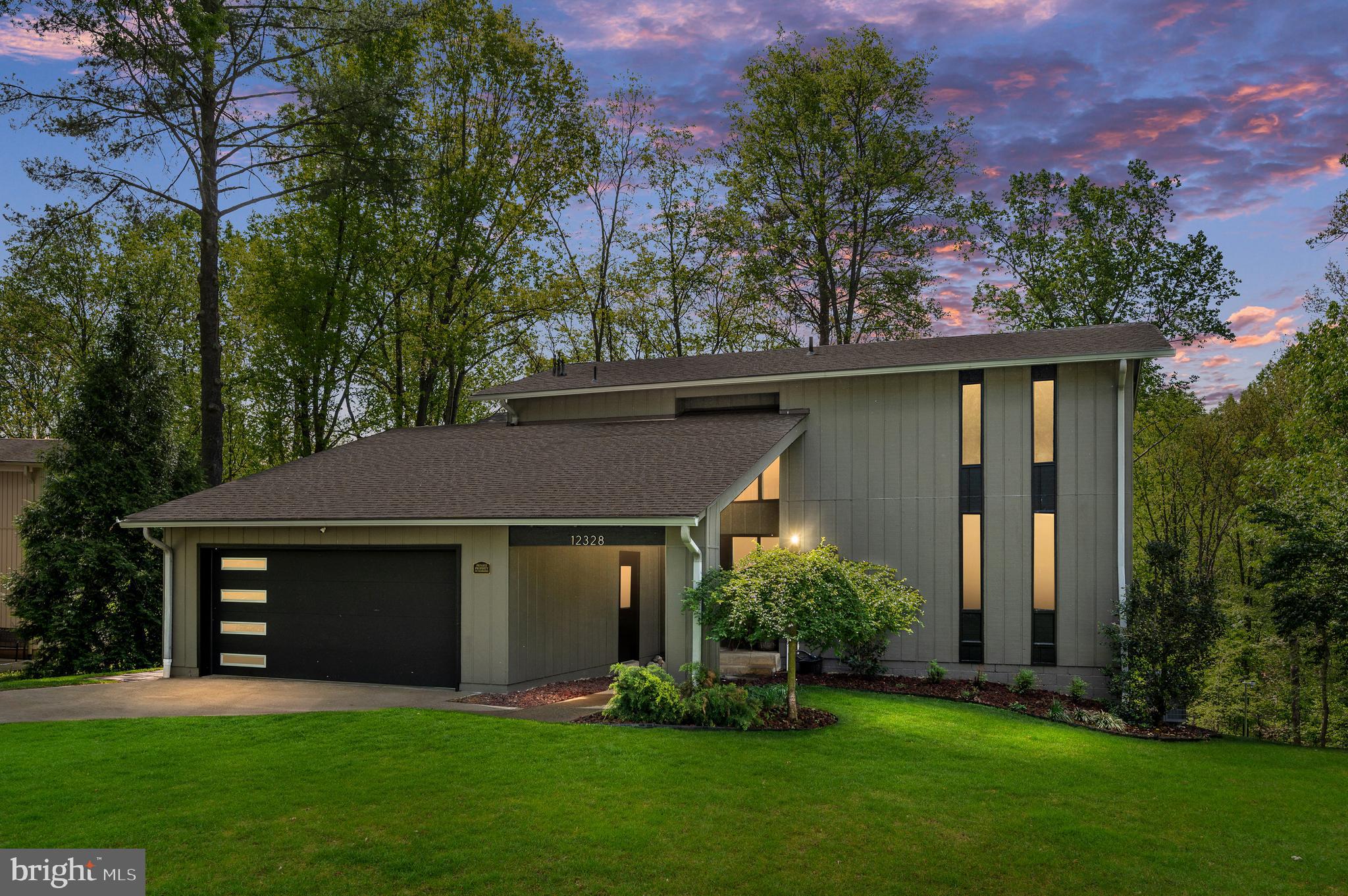 LAKE RIDGE - Residential