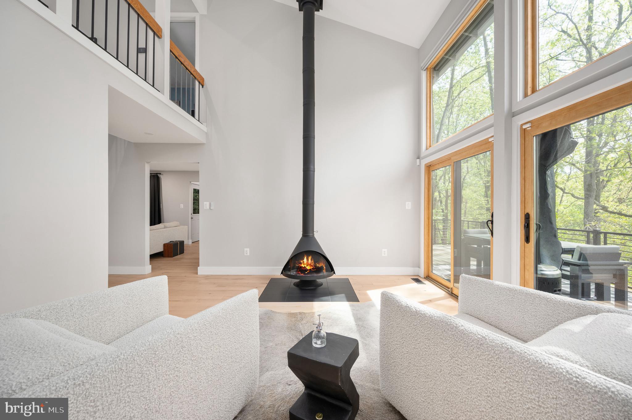 LAKE RIDGE - Residential