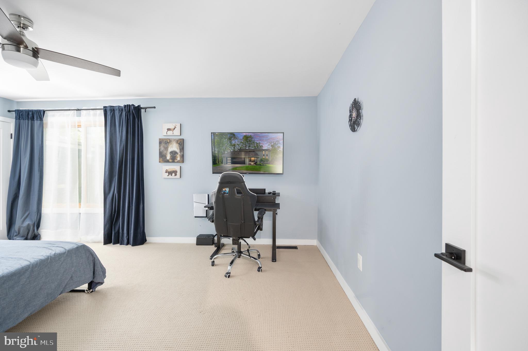 LAKE RIDGE - Residential